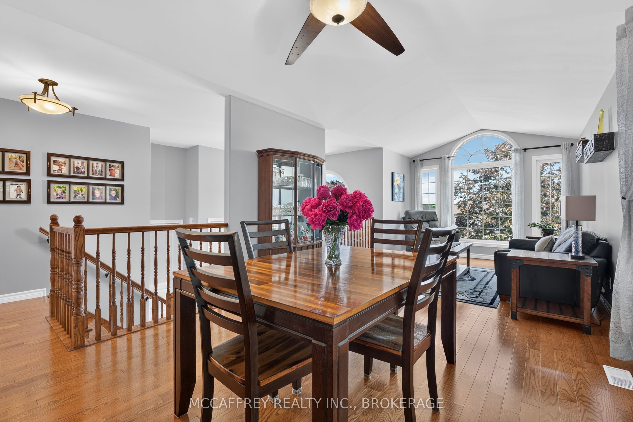 9 Hartwood Crescent Property Photo 7