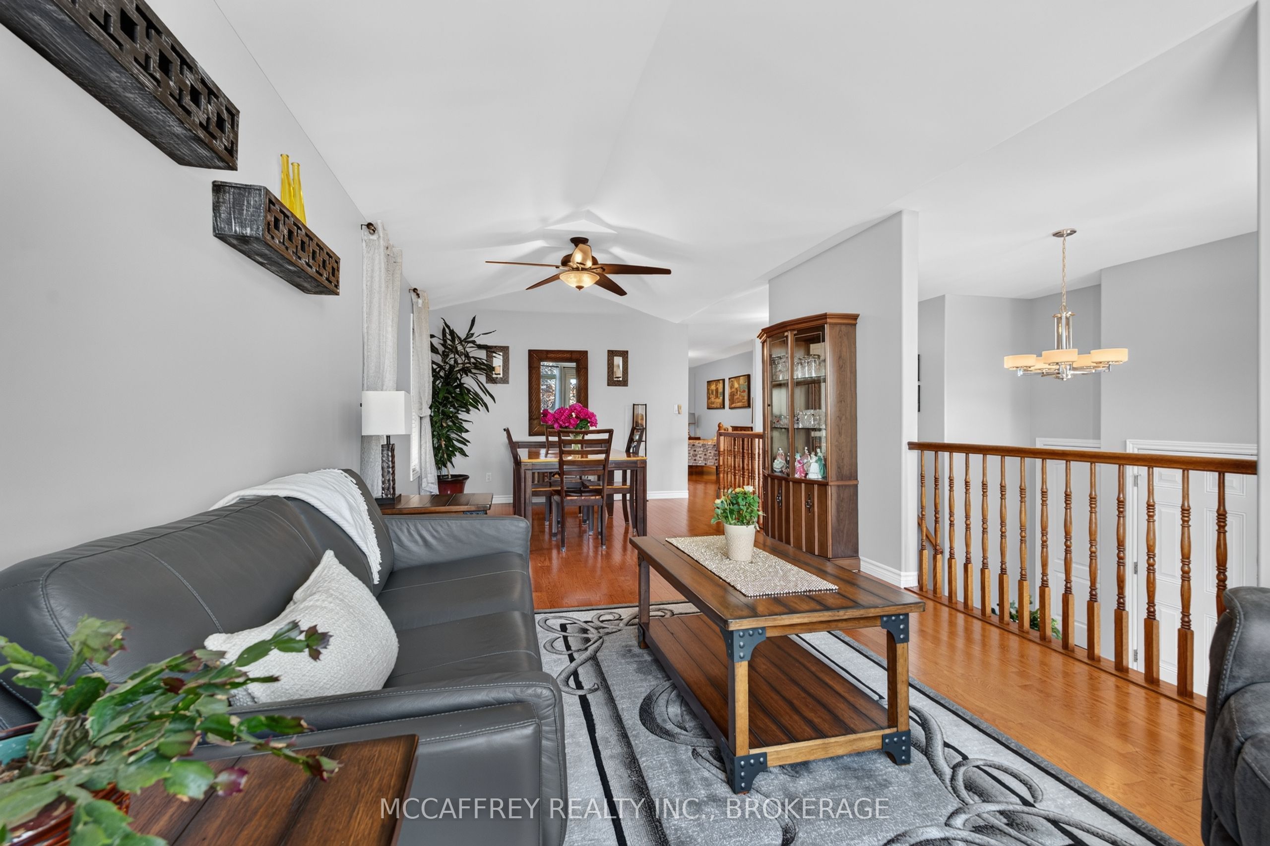 9 Hartwood Crescent Property Photo 11