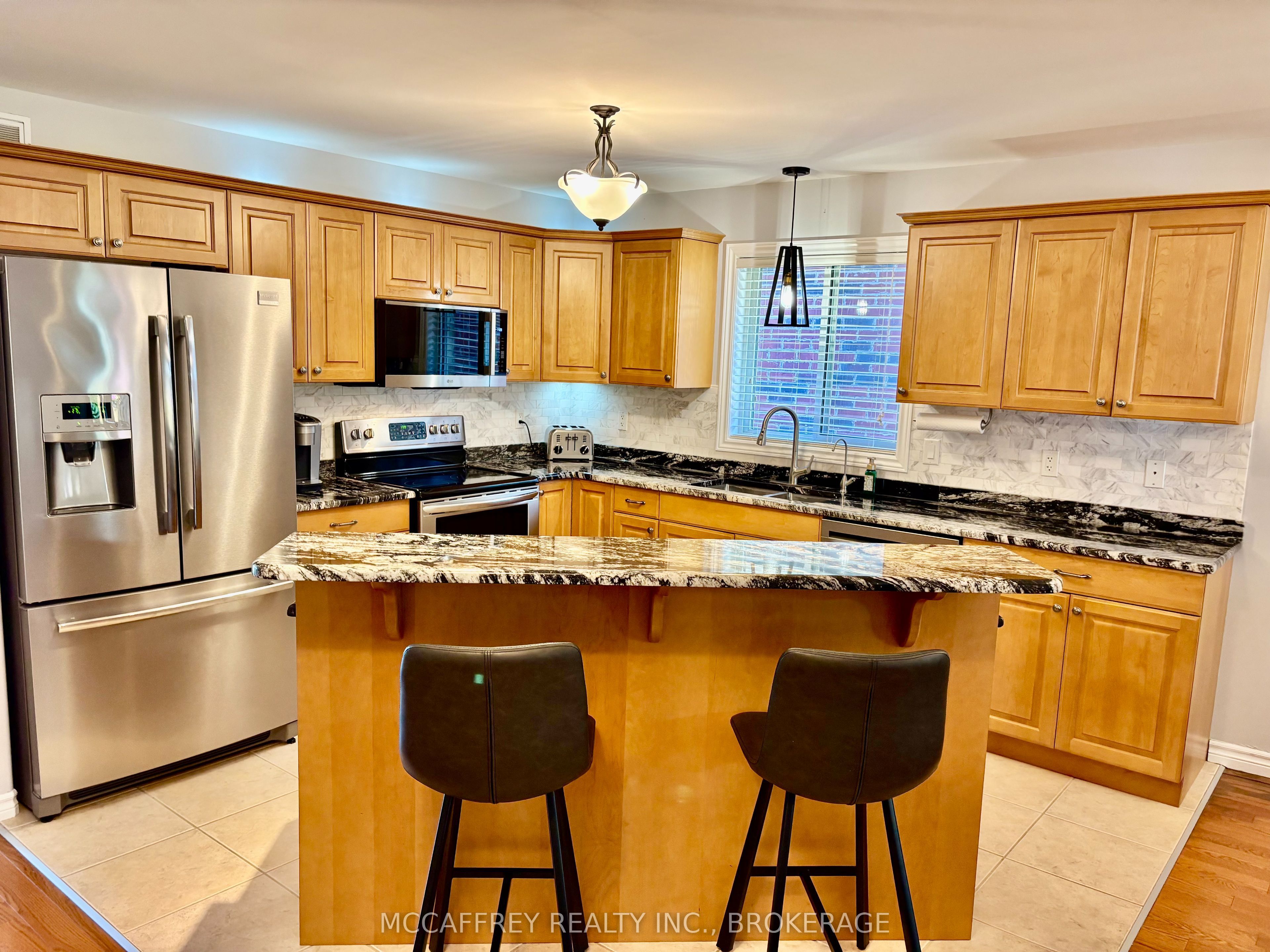 9 Hartwood Crescent Property Photo 14