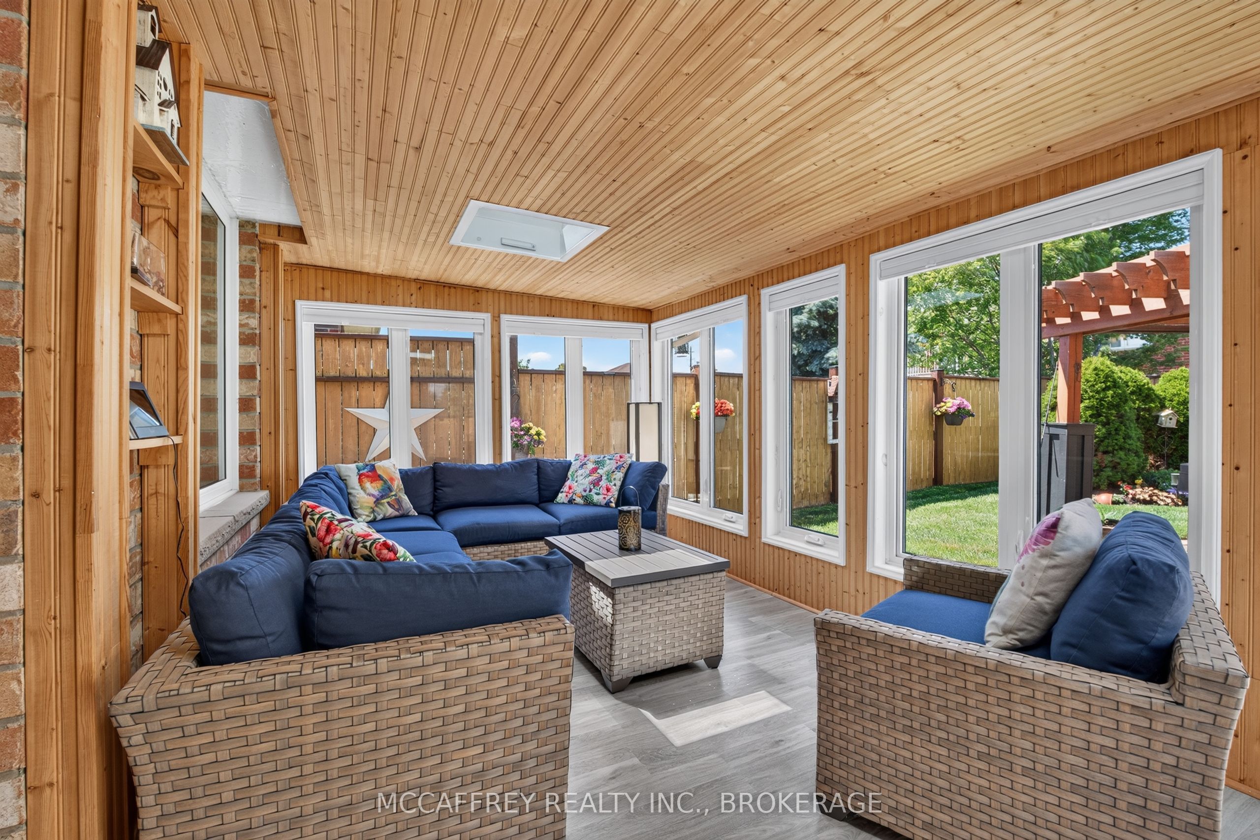 9 Hartwood Crescent Property Photo 18