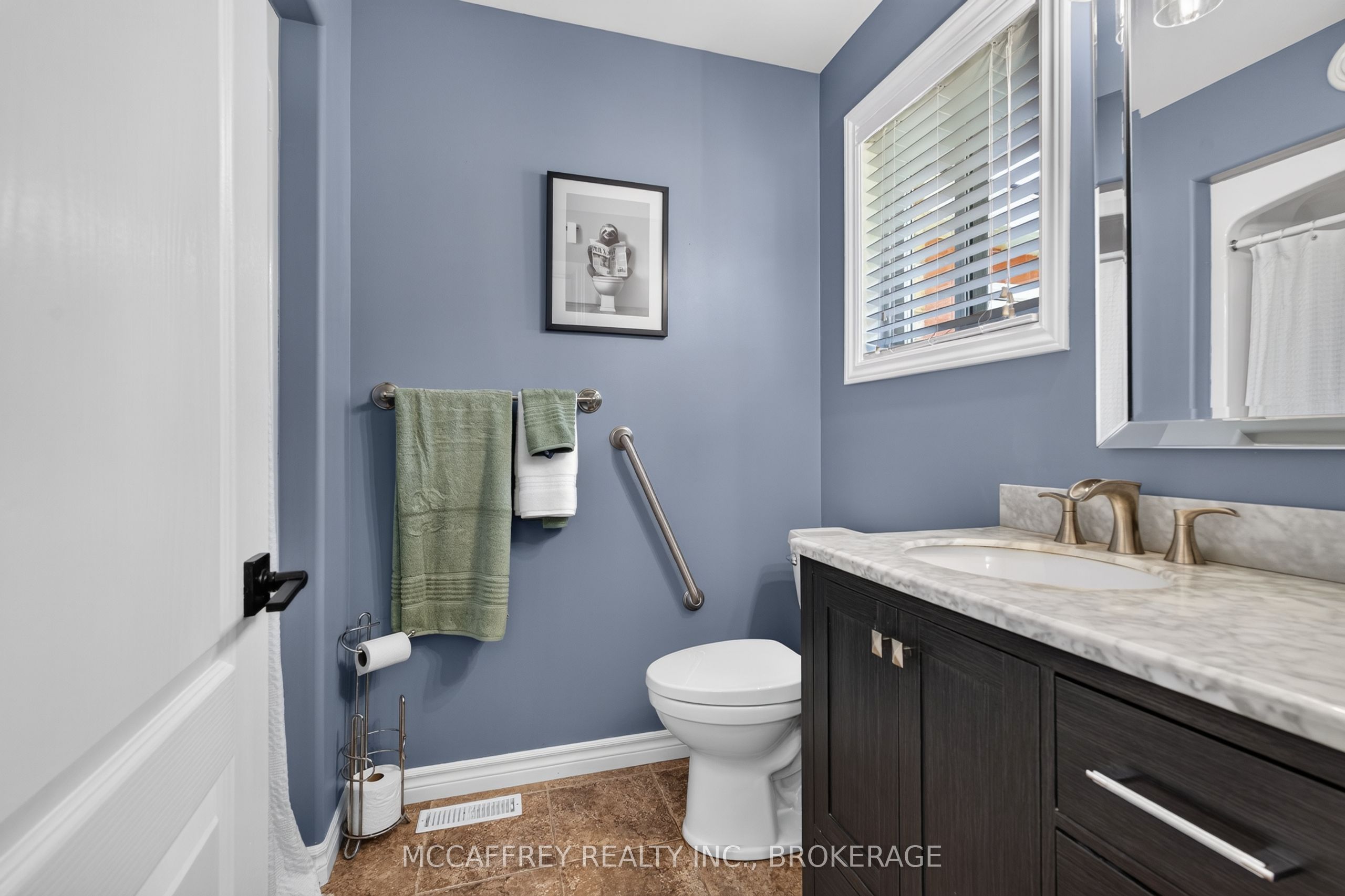 9 Hartwood Crescent Property Photo 23