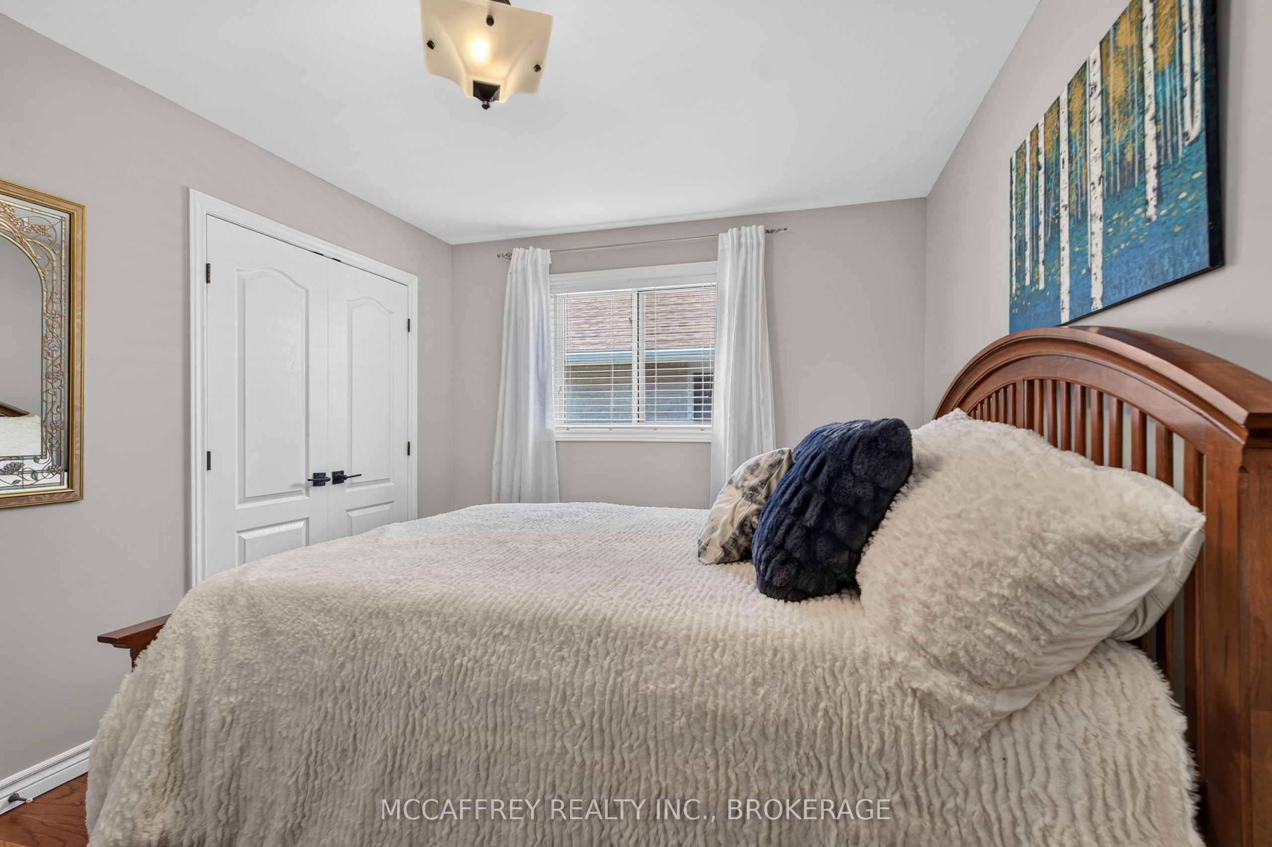 9 Hartwood Crescent Property Photo 27