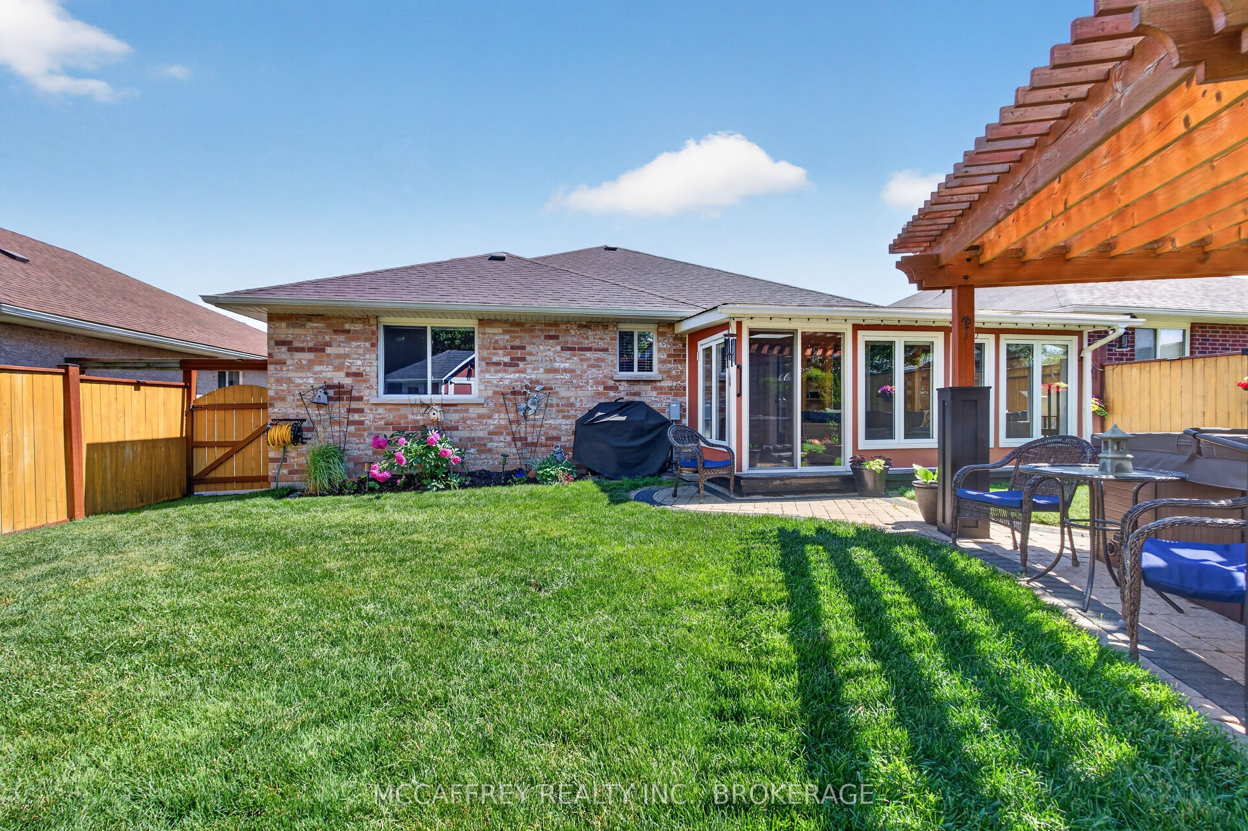 9 Hartwood Crescent Property Photo 45