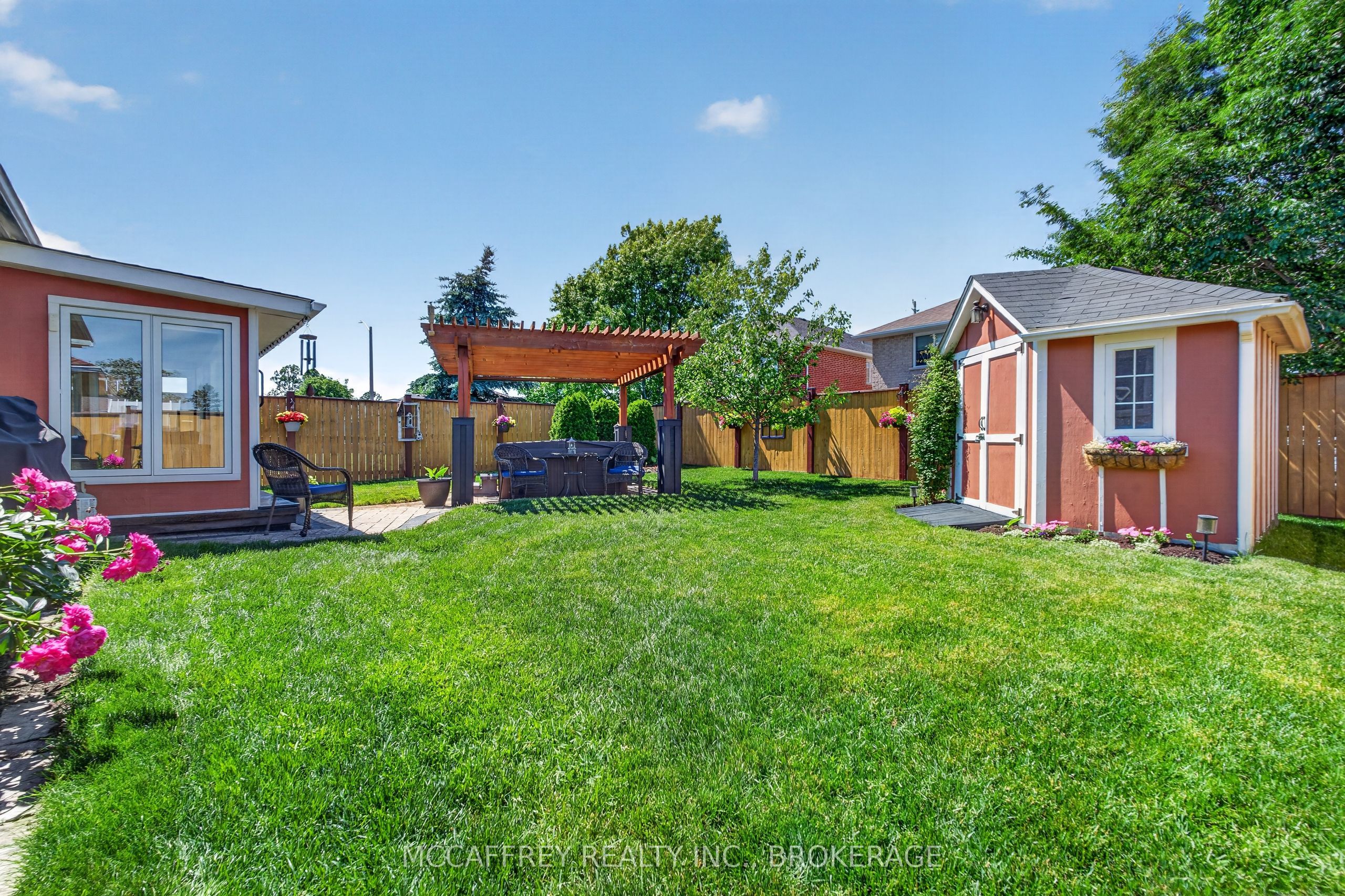 9 Hartwood Crescent Property Photo 47
