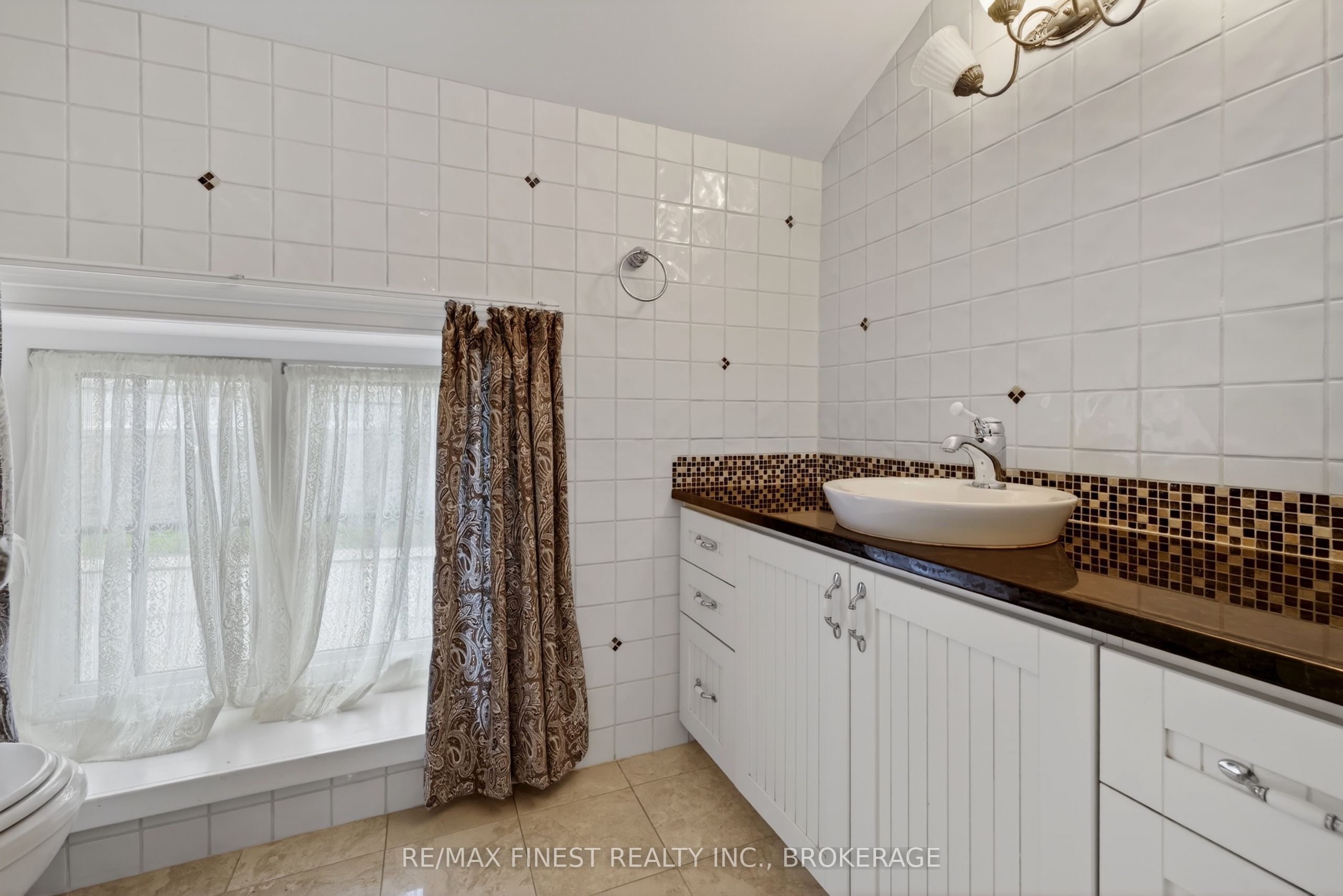68 Collingwood Street Property Photo 29