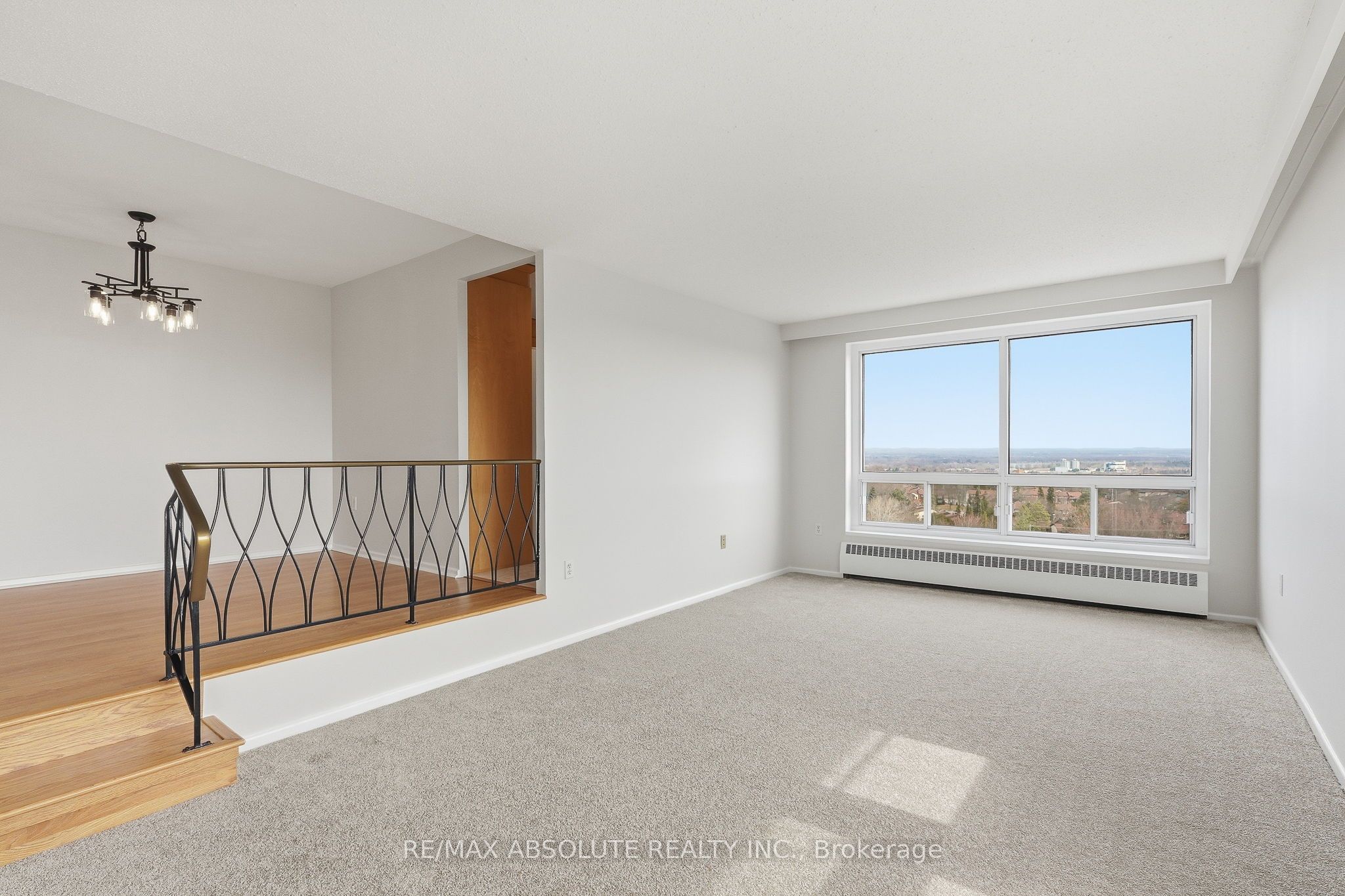 915 Elmsmere Road 1010 Property Photo 10