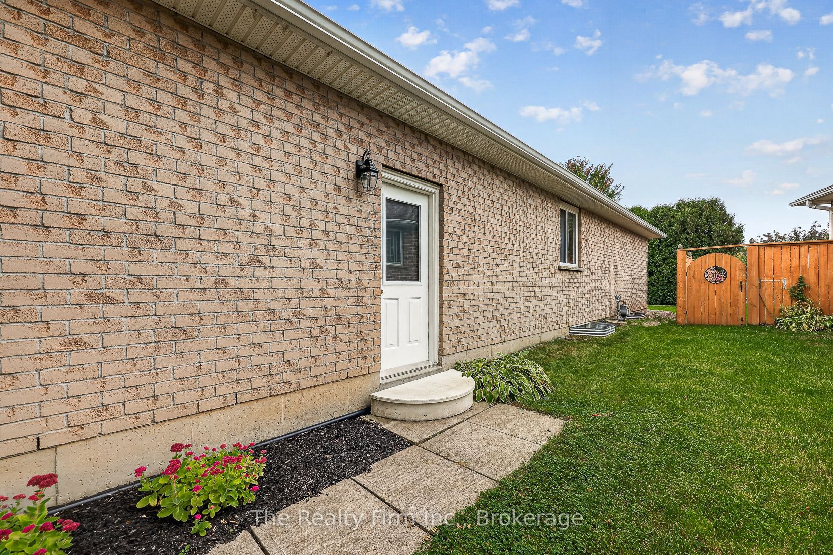 22 Mccreery Road Property Photo 12