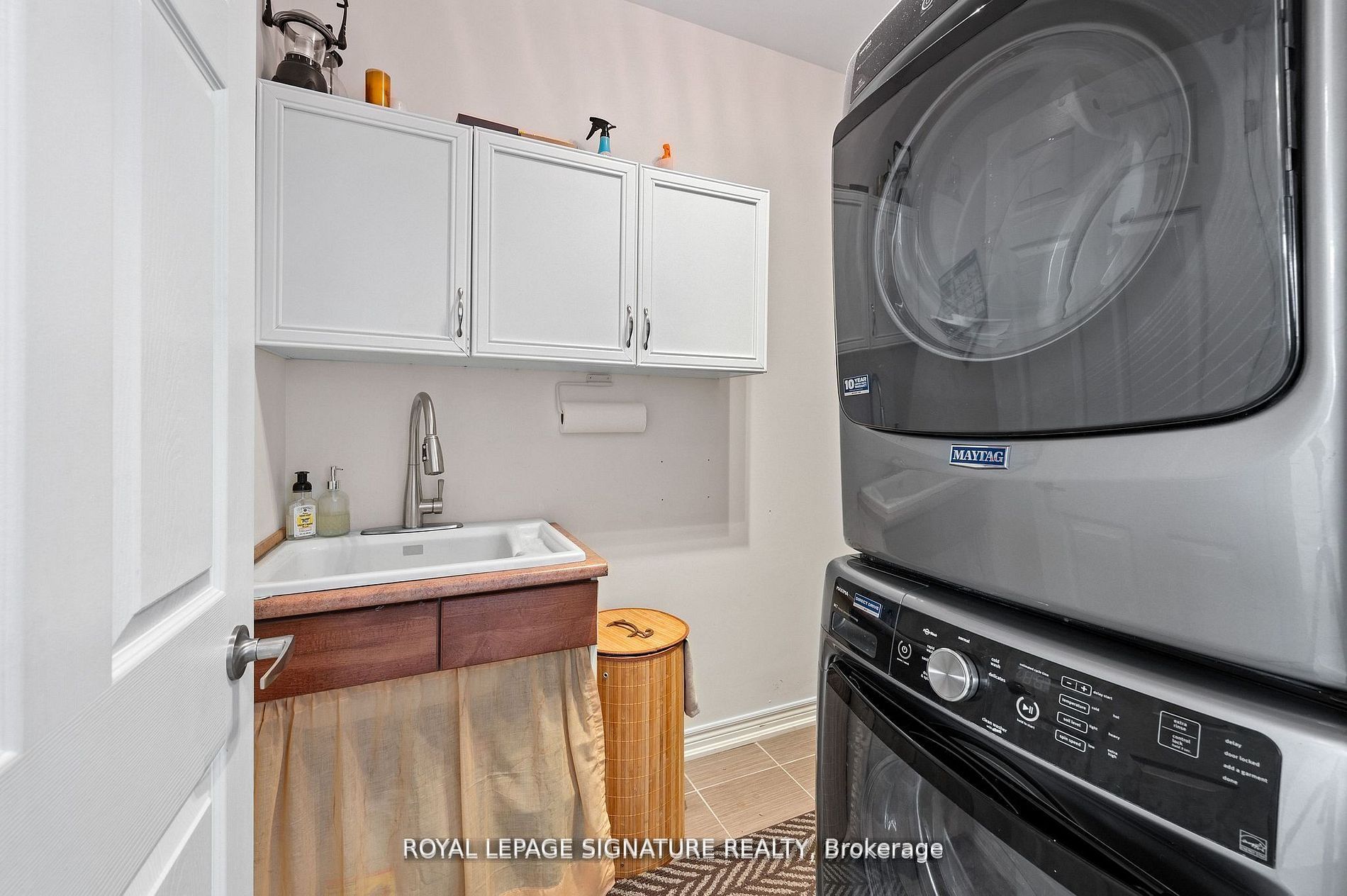 436 Galbraith Street Property Photo 28
