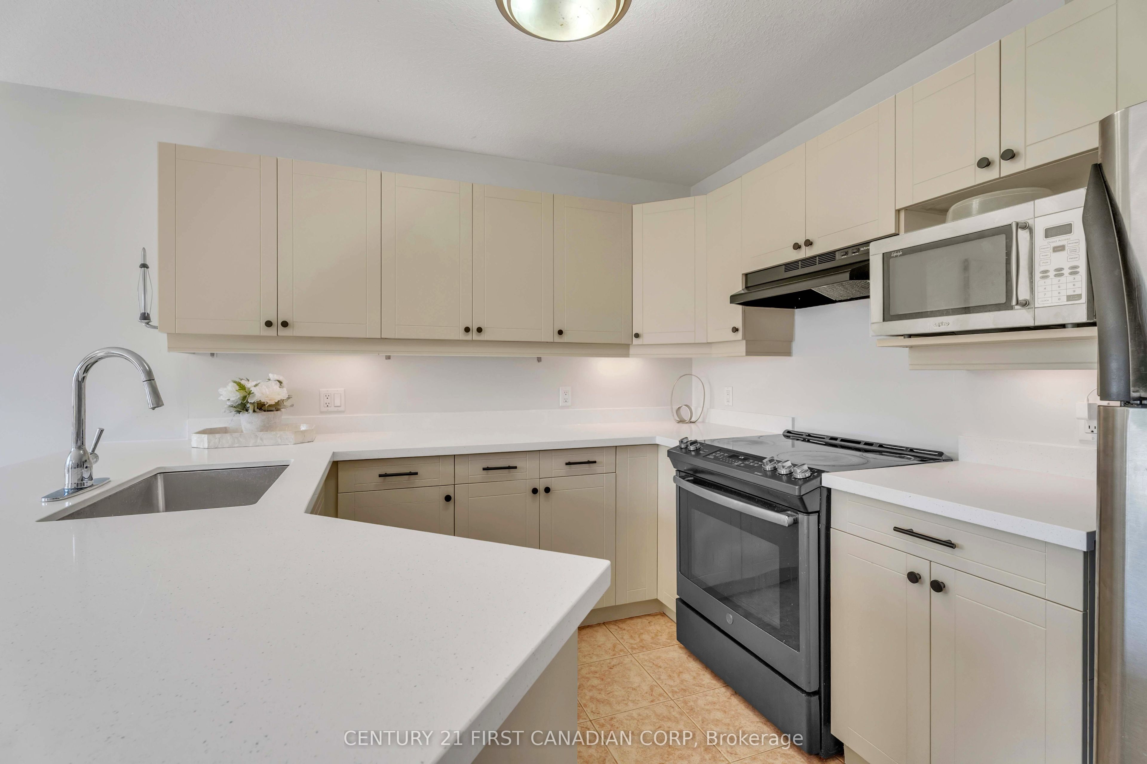 89 Mctaggart Court Property Photo 11