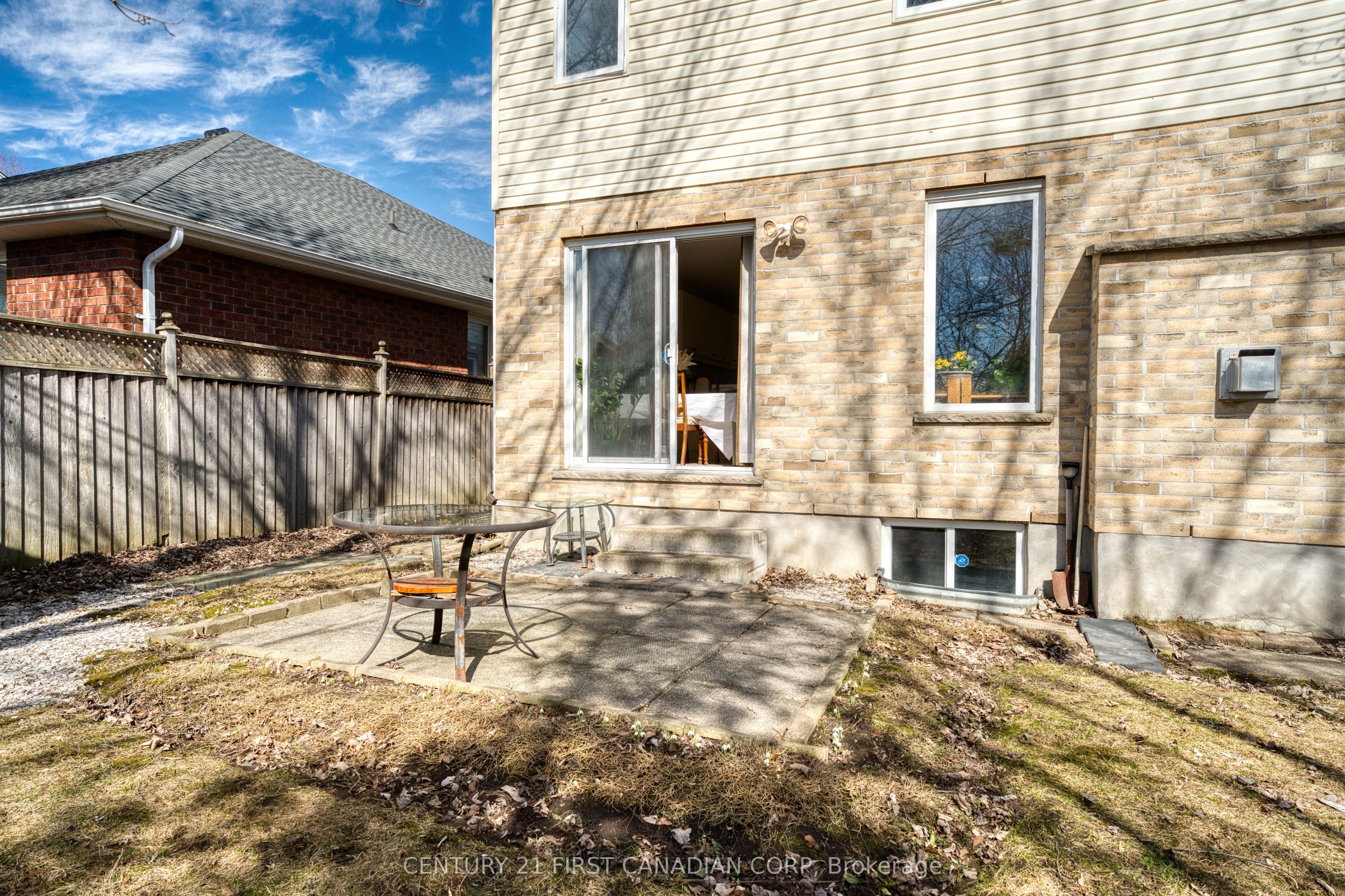 89 Mctaggart Court Property Photo 39