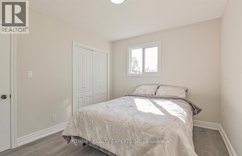 262 Cotterie Park Property Photo 20