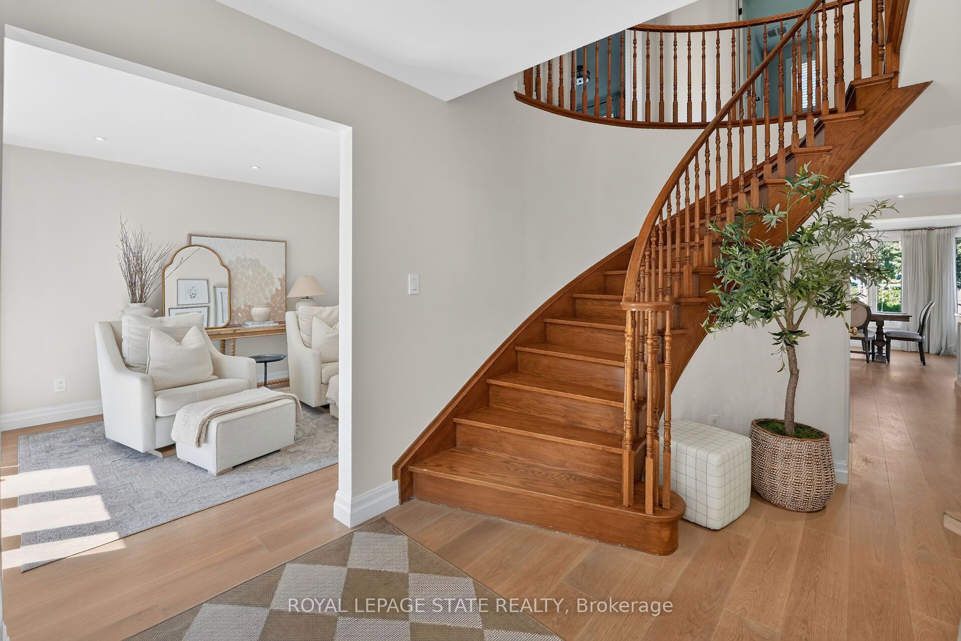 64 Driftwood Court Property Photo 5