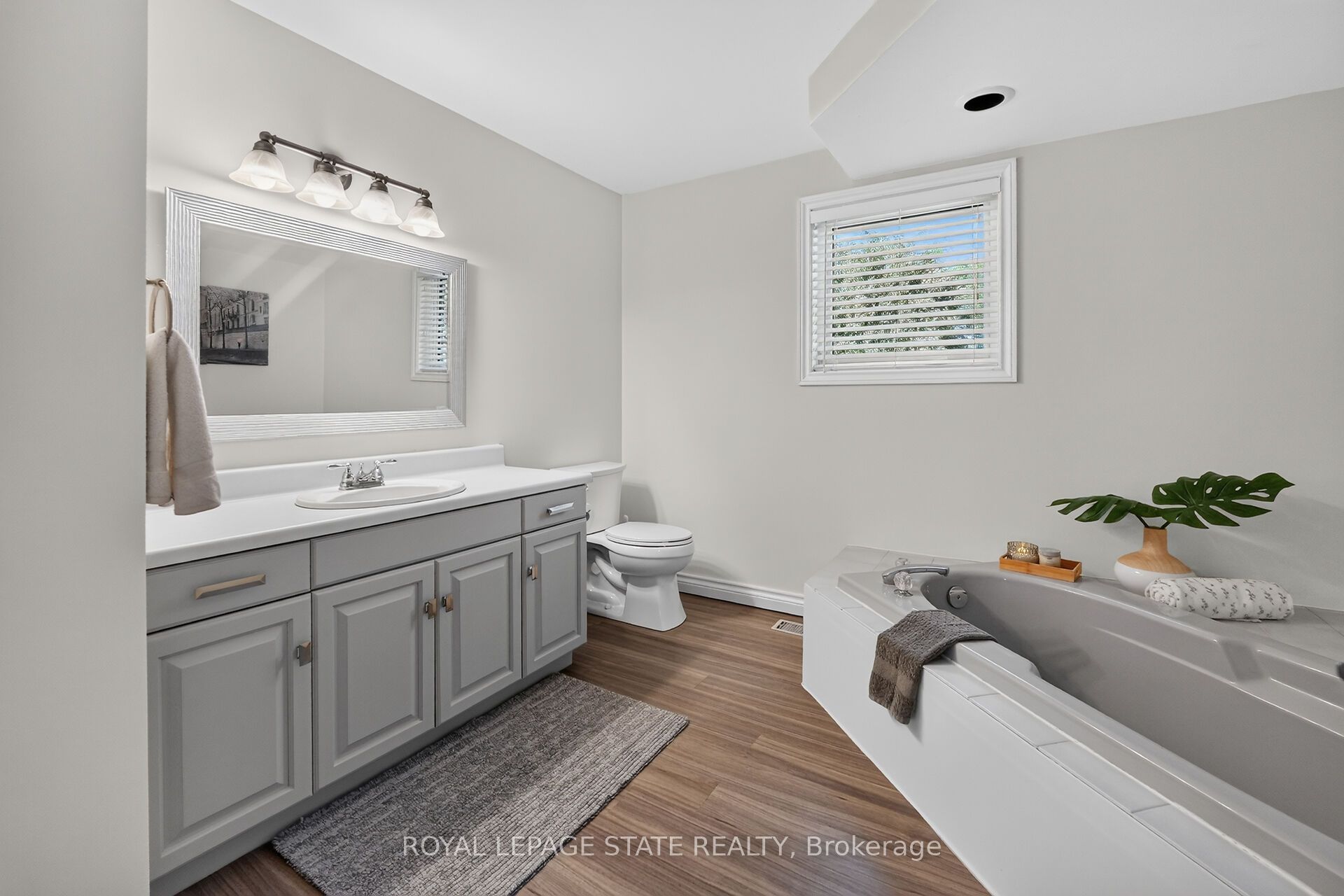 64 Driftwood Court Property Photo 20