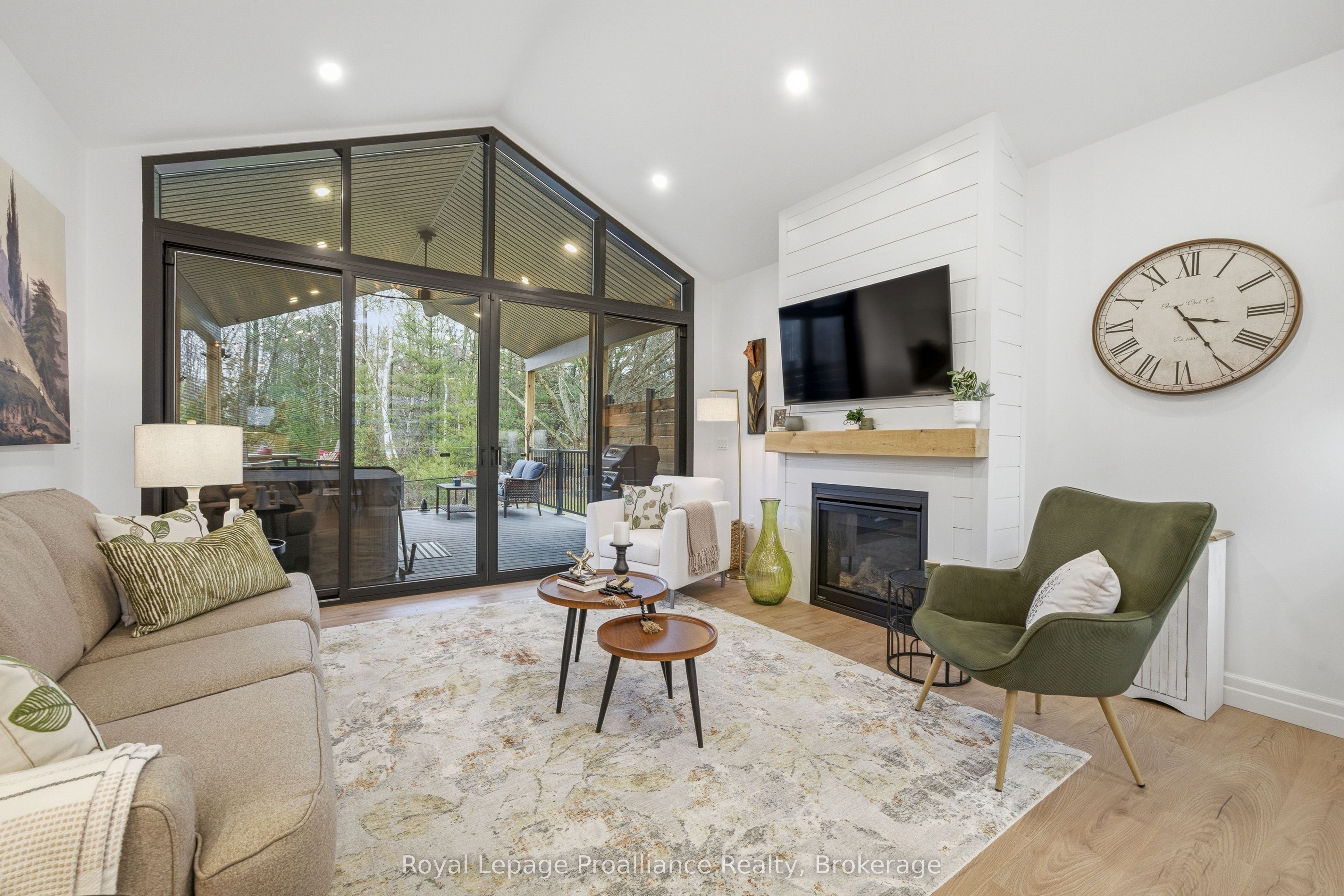 48 Deerview Drive Property Photo 16