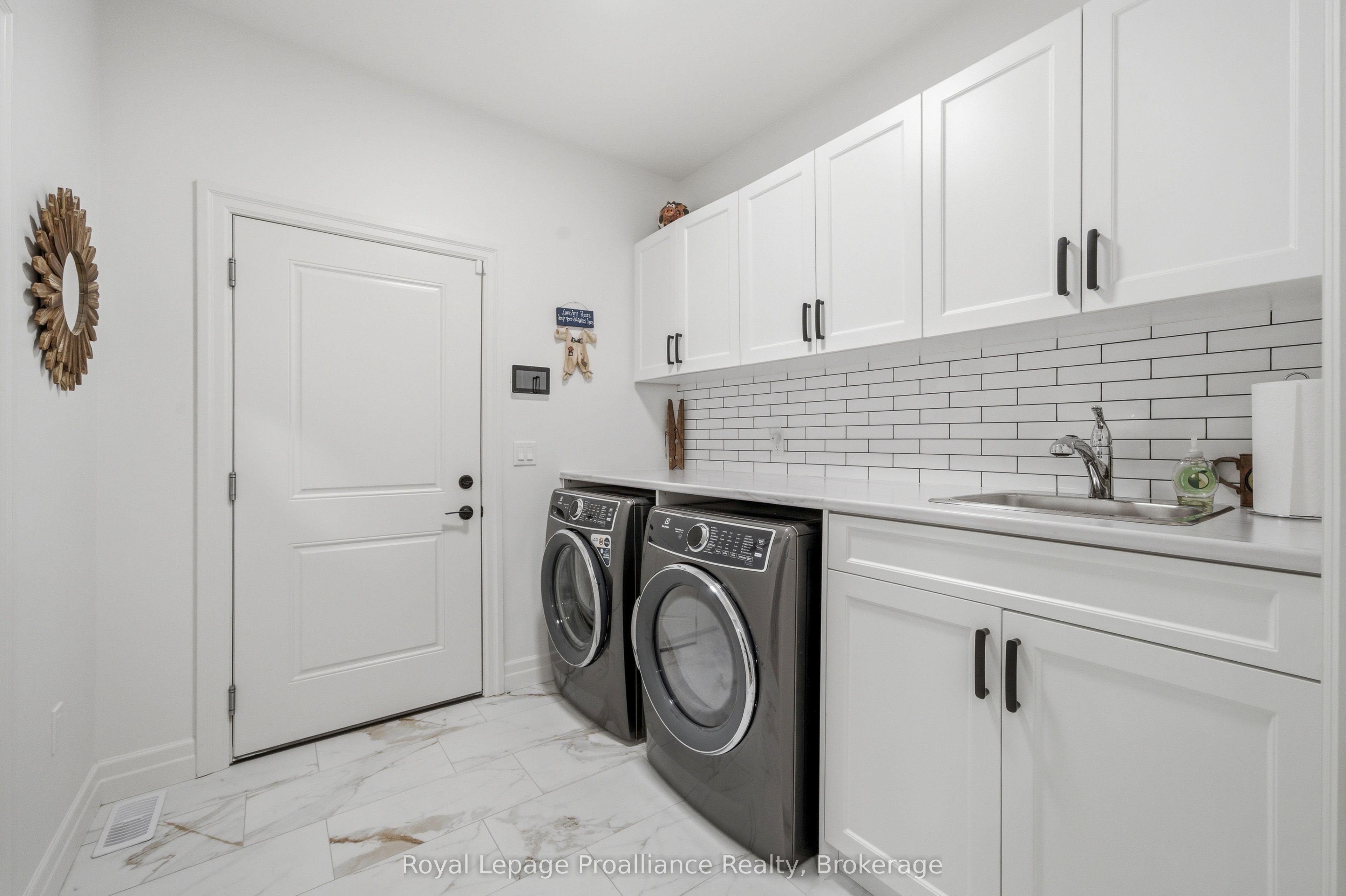 48 Deerview Drive Property Photo 19