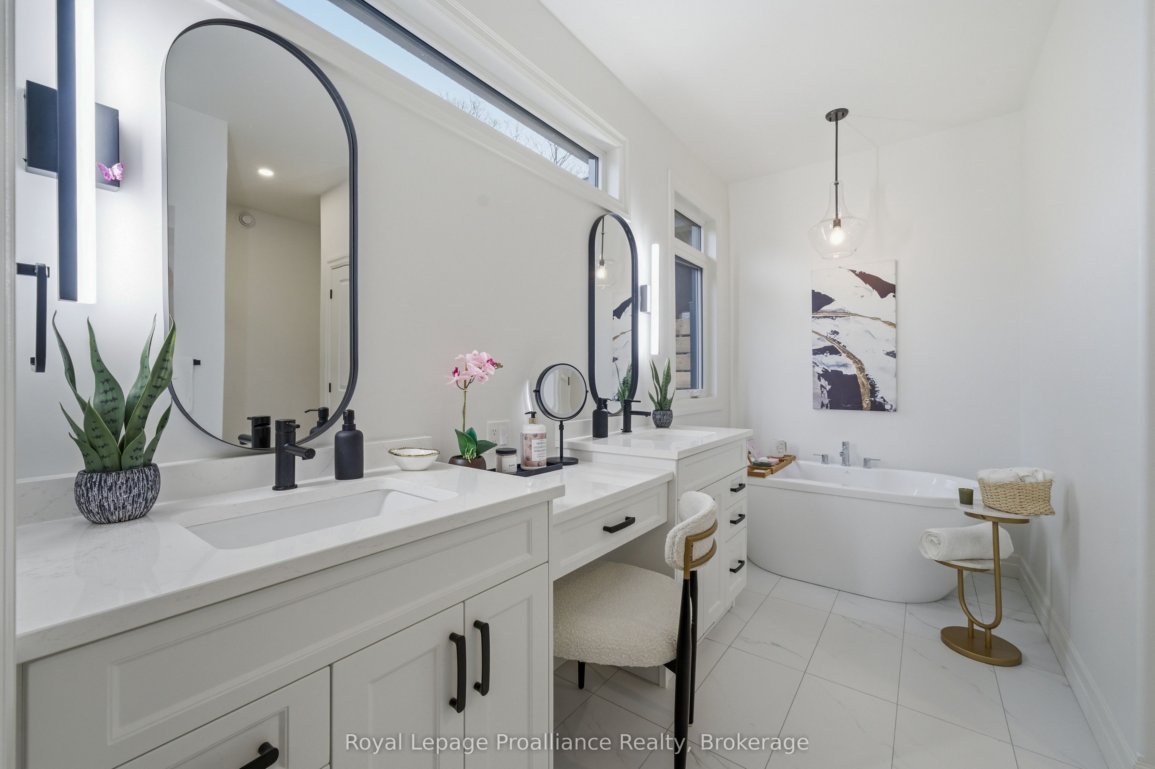 48 Deerview Drive Property Photo 24