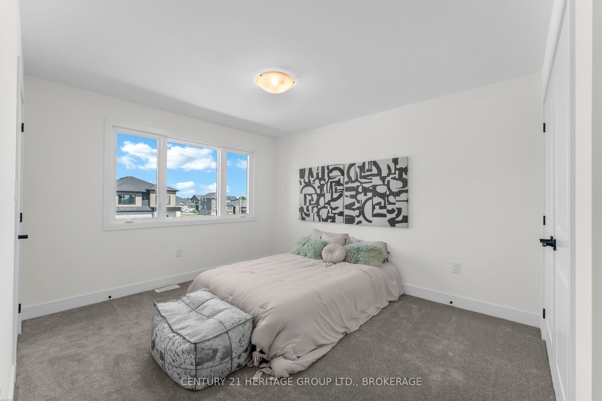 48 Dusenbury Drive Property Photo 28
