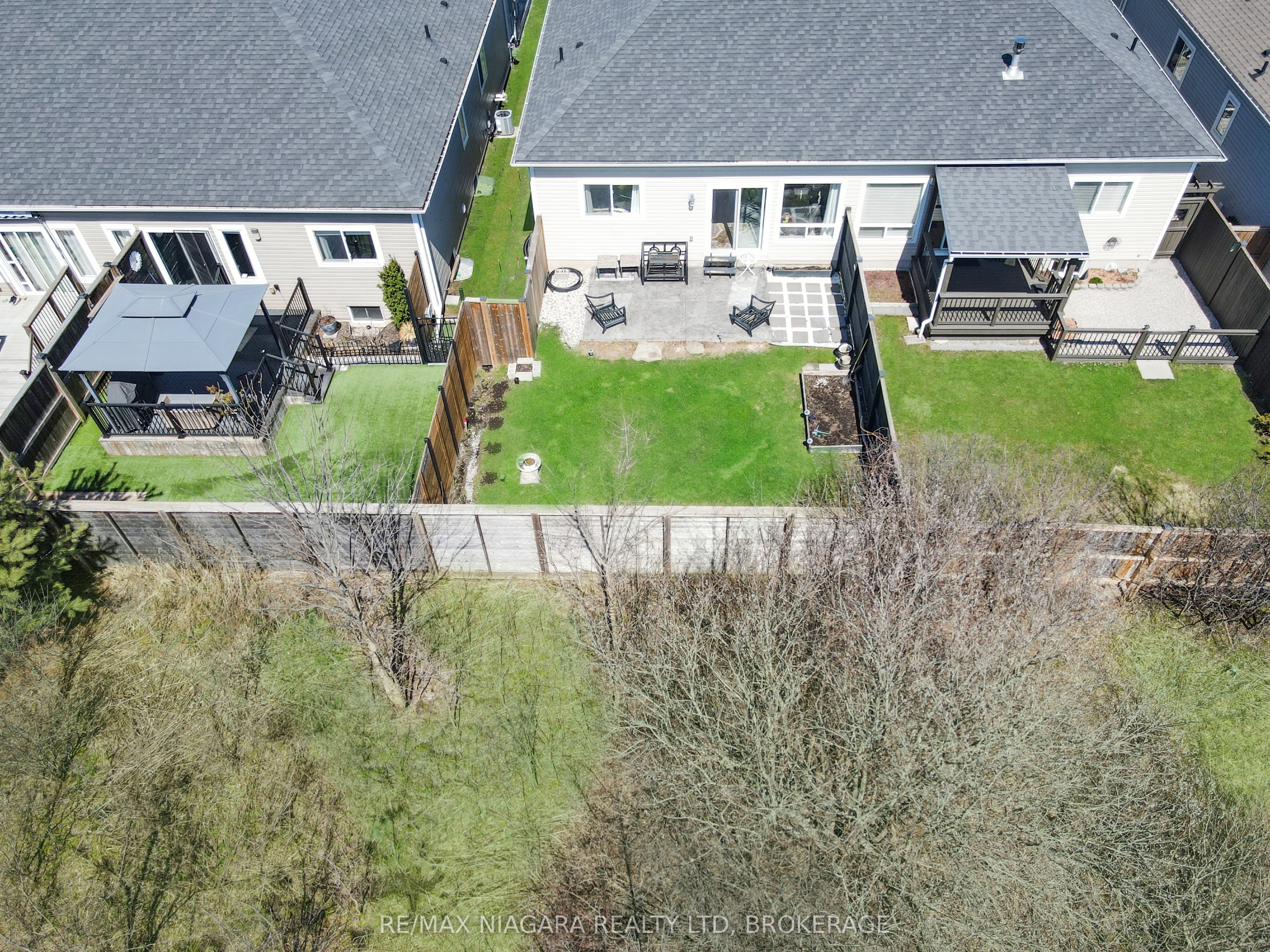 1041 Meadowood Street Property Photo 20