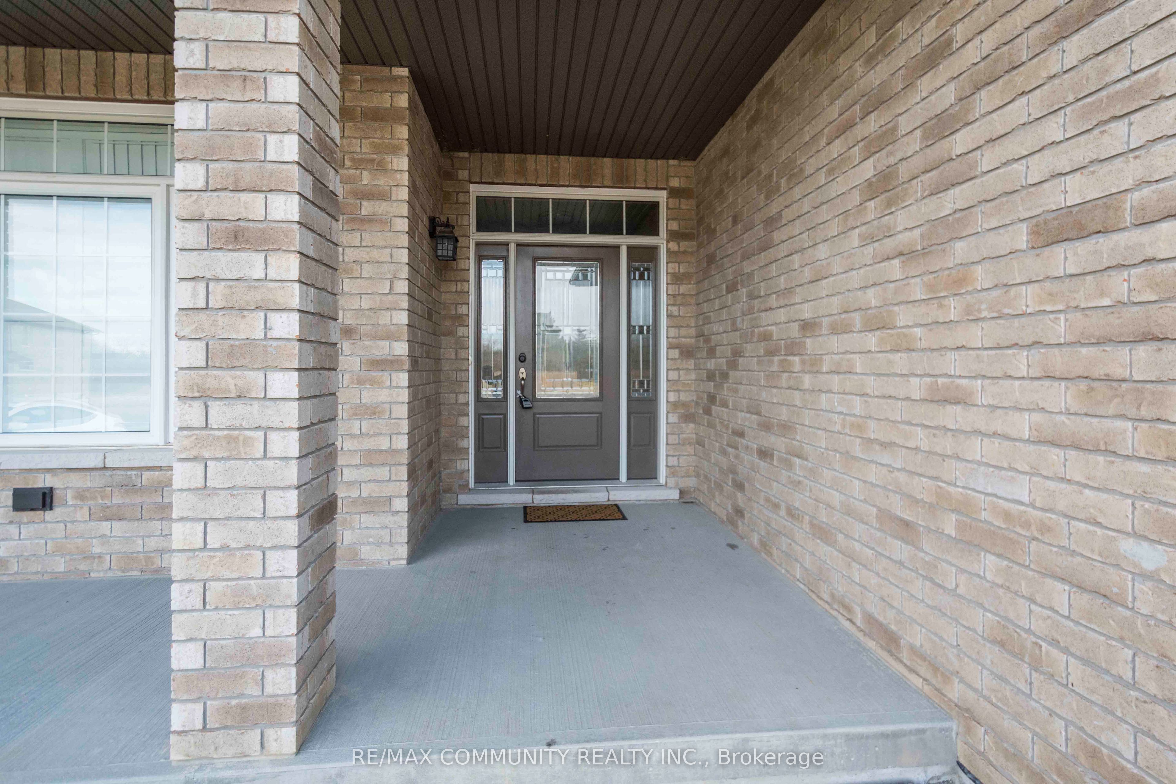 19 Bevan Drive Main Property Photo 2