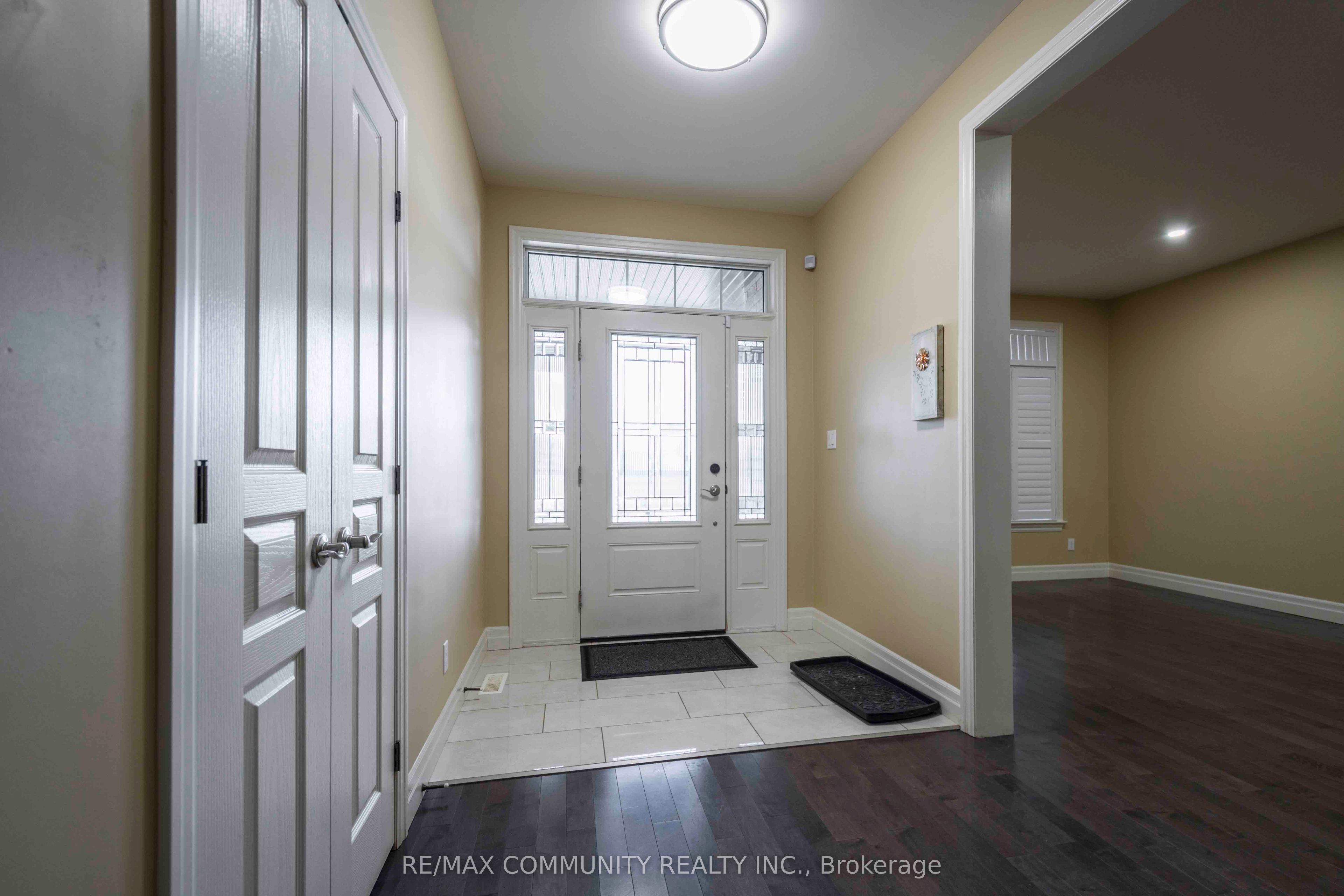 19 Bevan Drive Main Property Photo 4