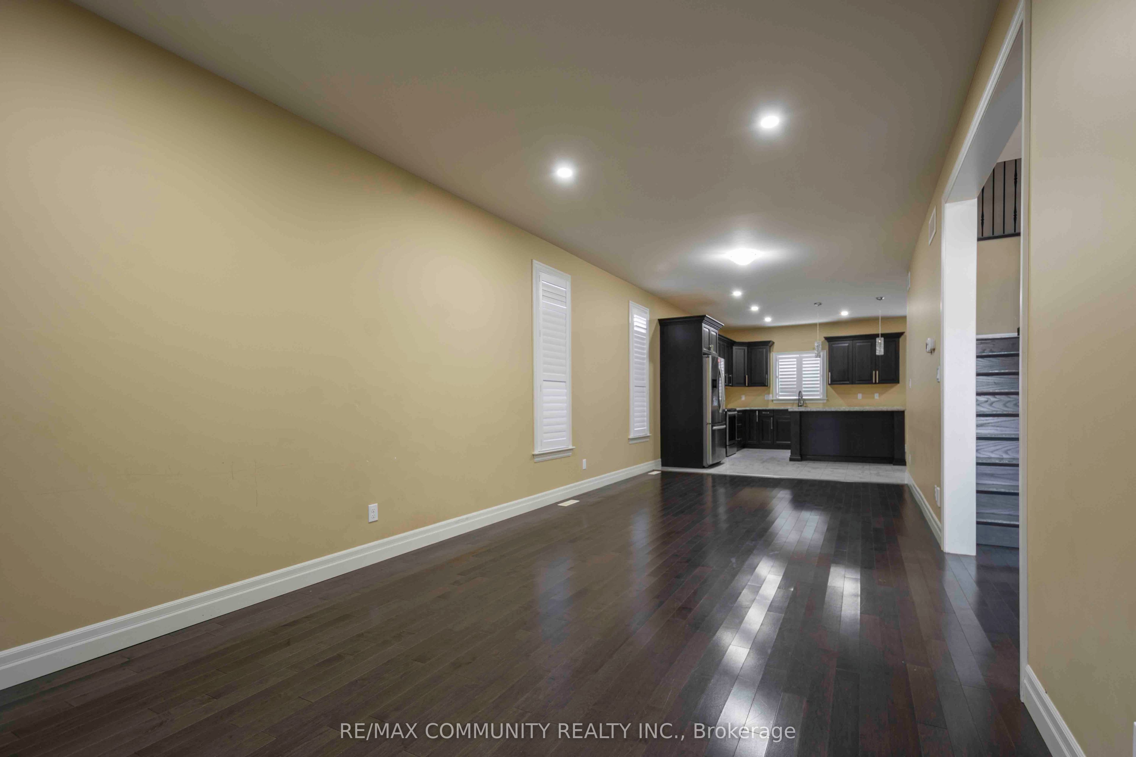 19 Bevan Drive Main Property Photo 6