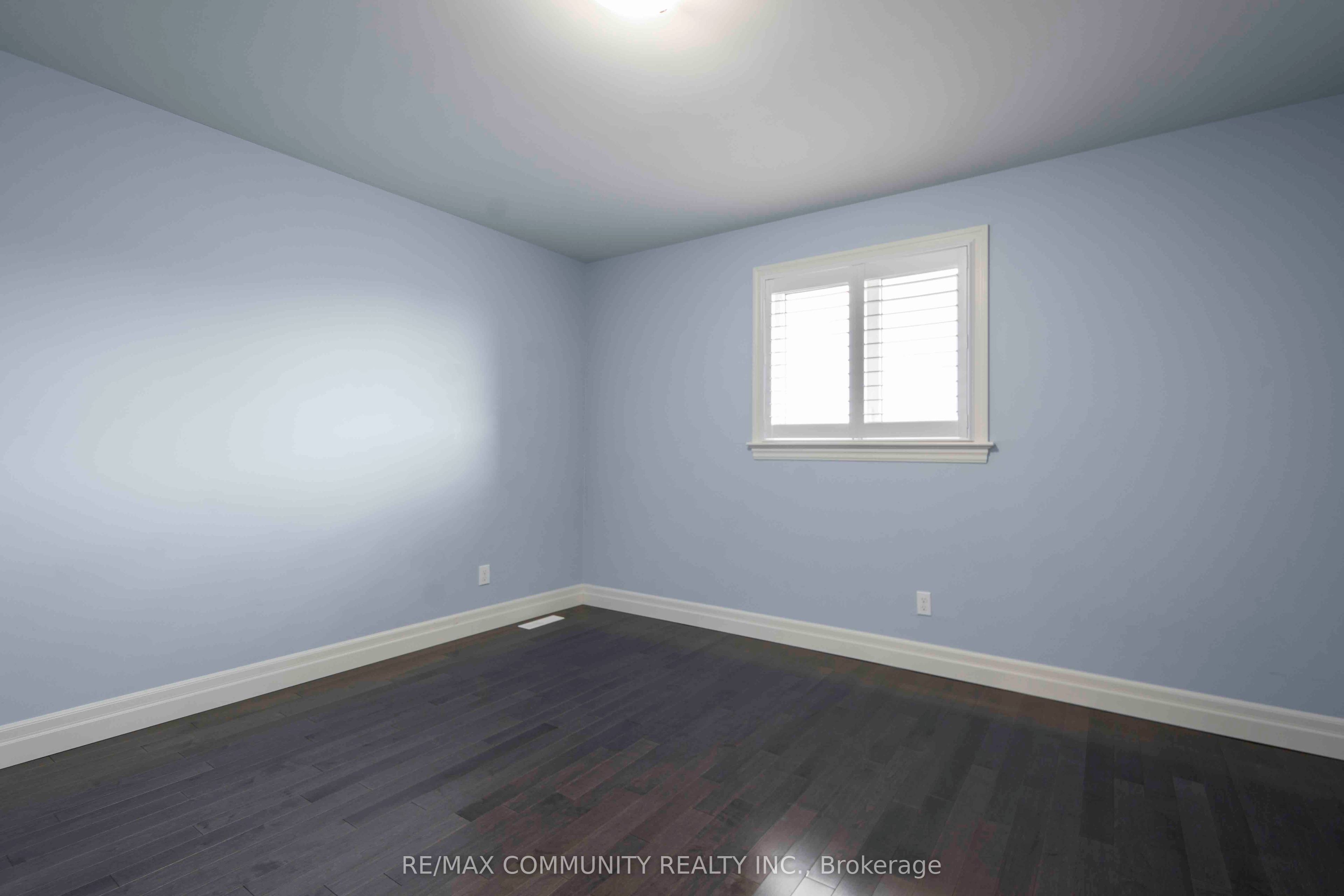 19 Bevan Drive Main Property Photo 24