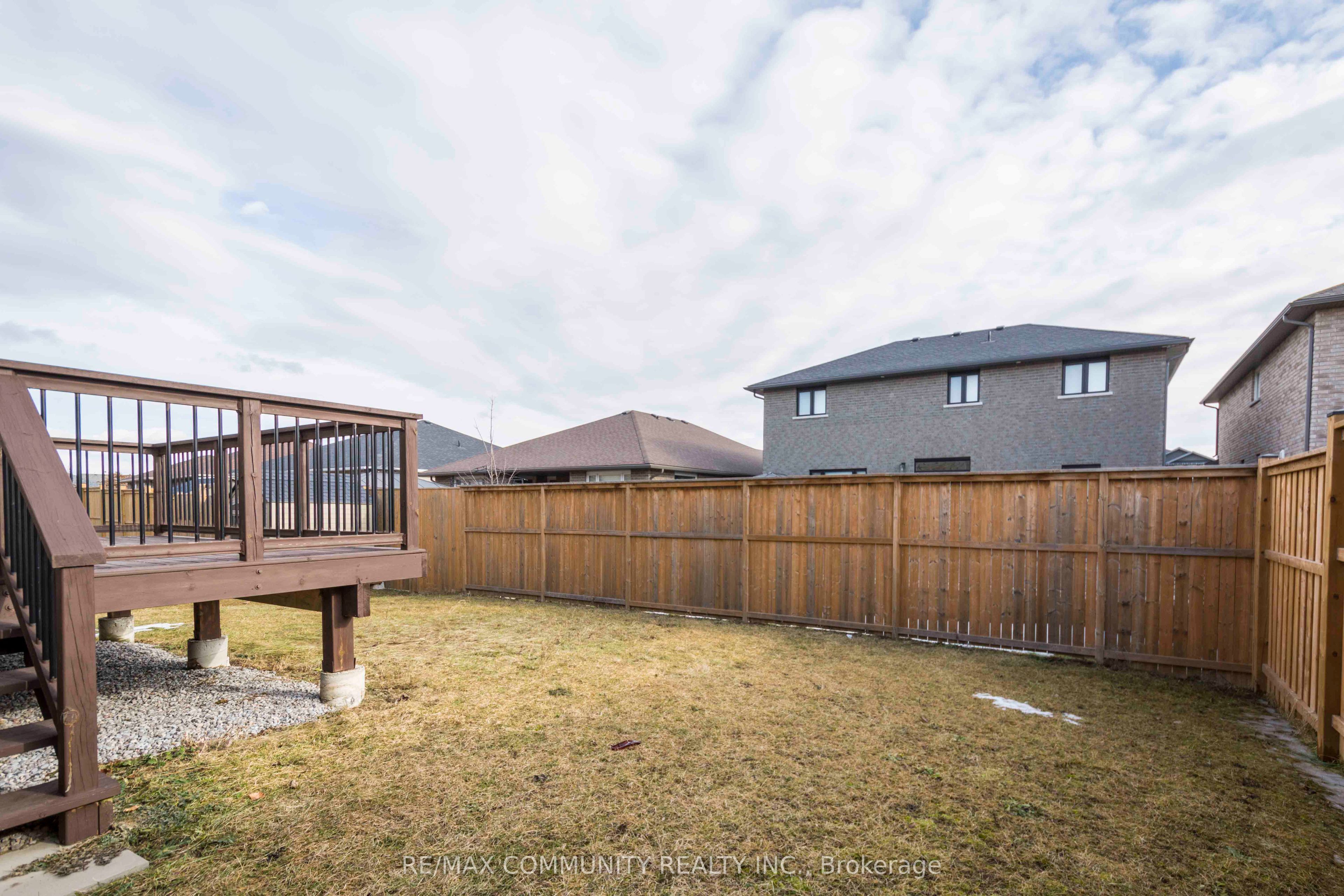 19 Bevan Drive Main Property Photo 30