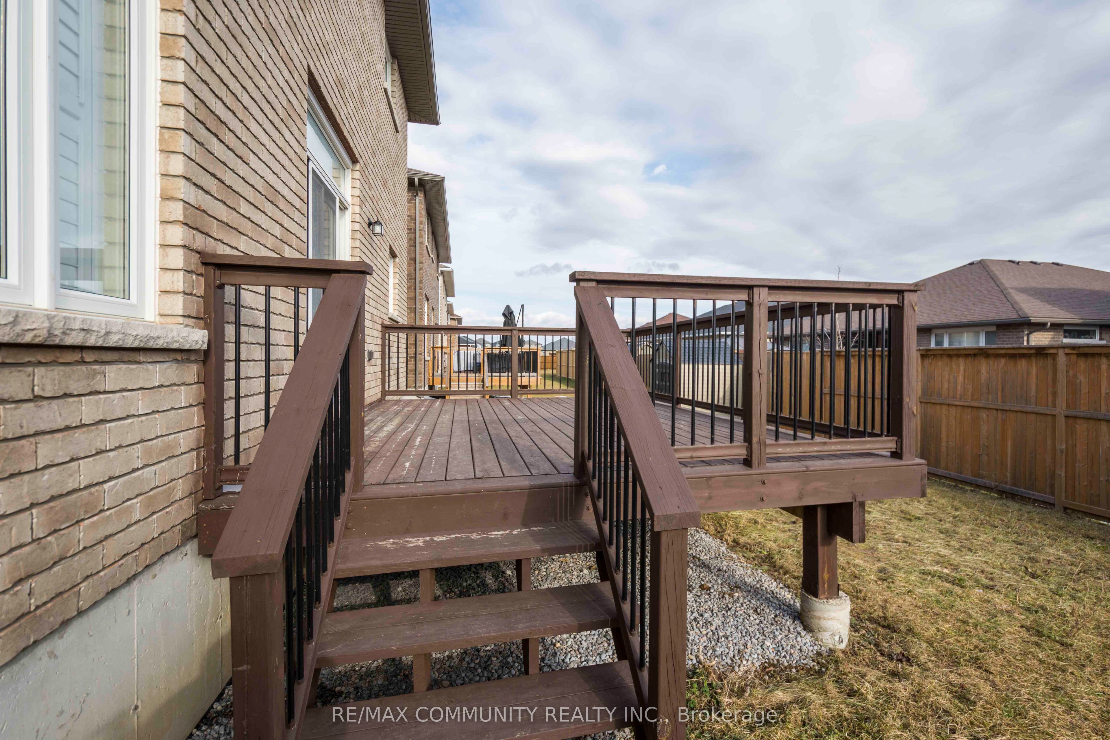 19 Bevan Drive Main Property Photo 31