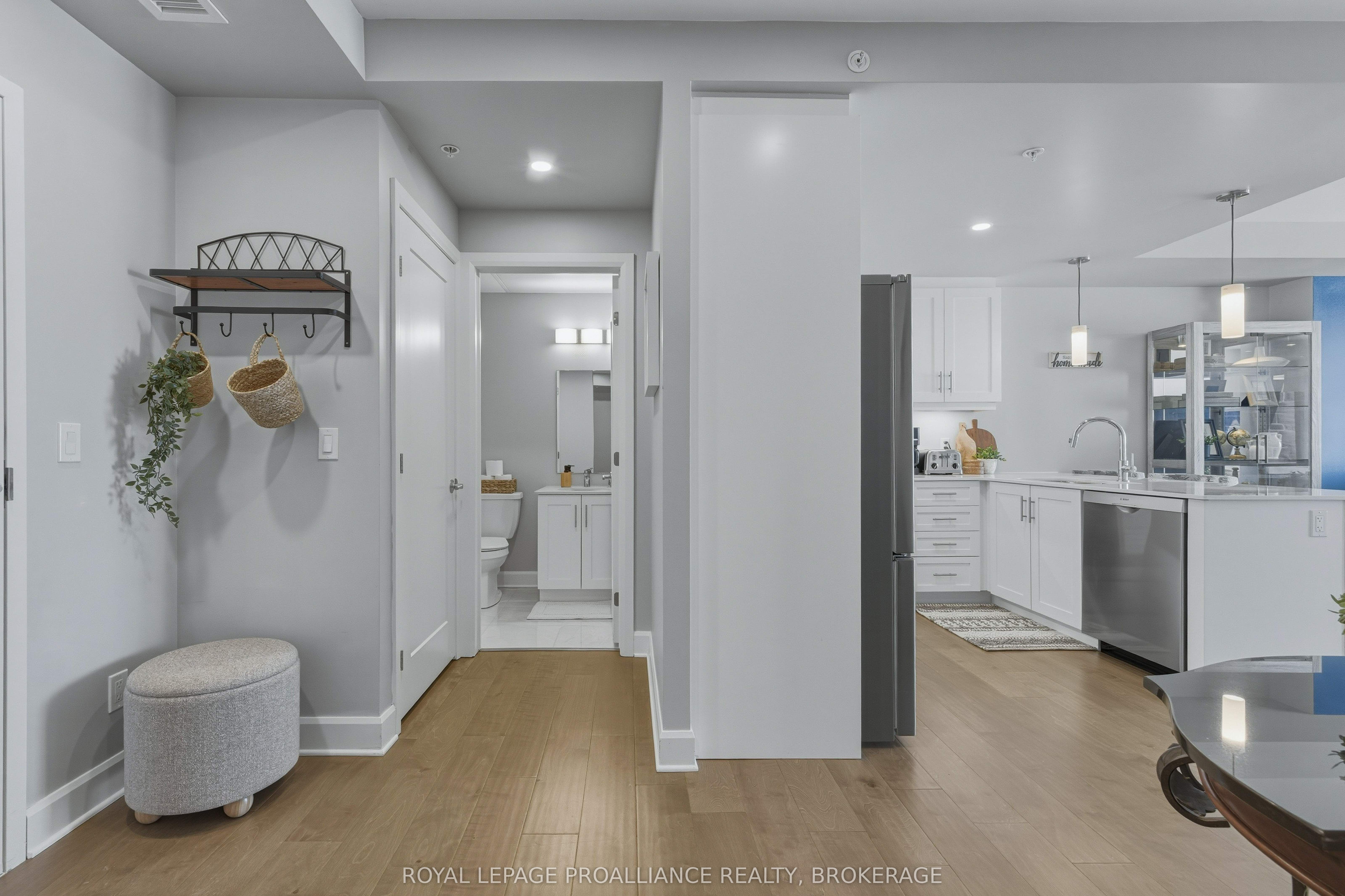 129b South Street 218 Property Photo 11