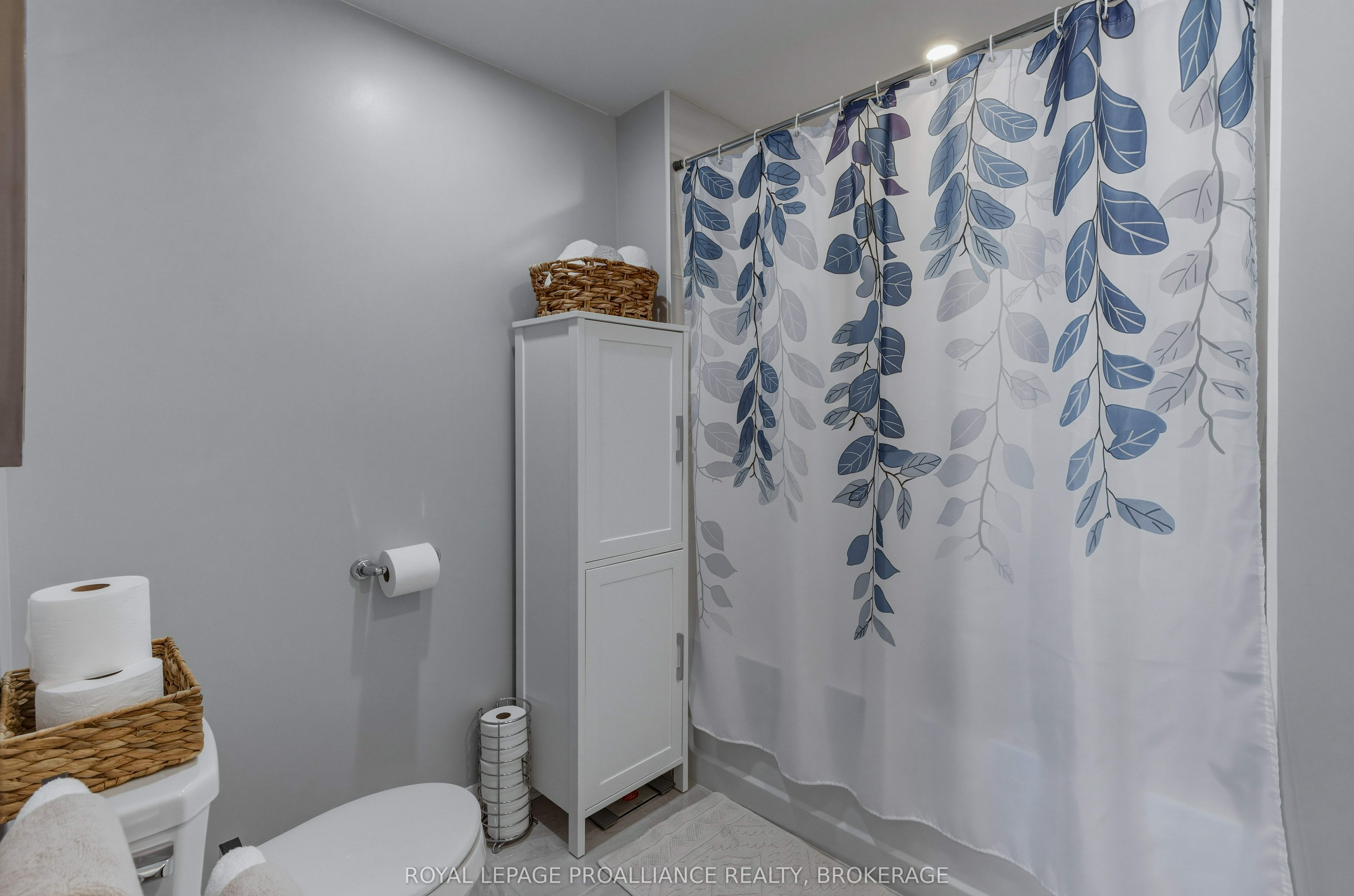 129b South Street 218 Property Photo 31