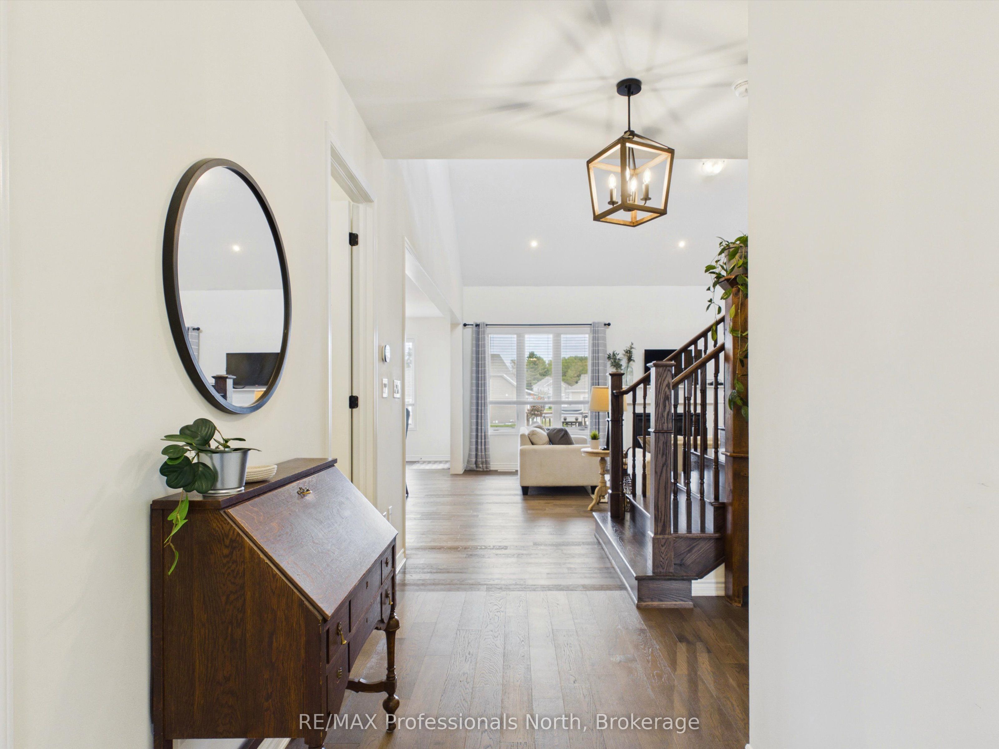 42 Chambery Street Property Photo 8