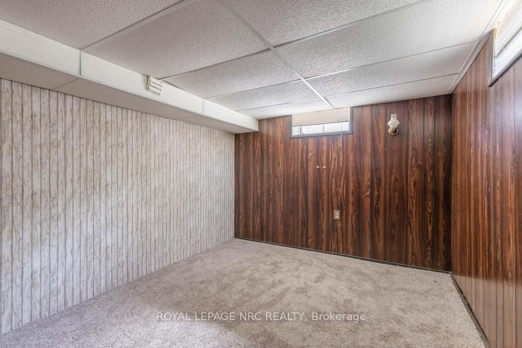 10 Ridgeview Avenue Property Photo 18
