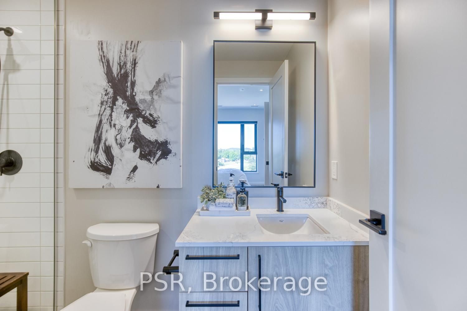 150 Hollywood Court 617 Property Photo 17