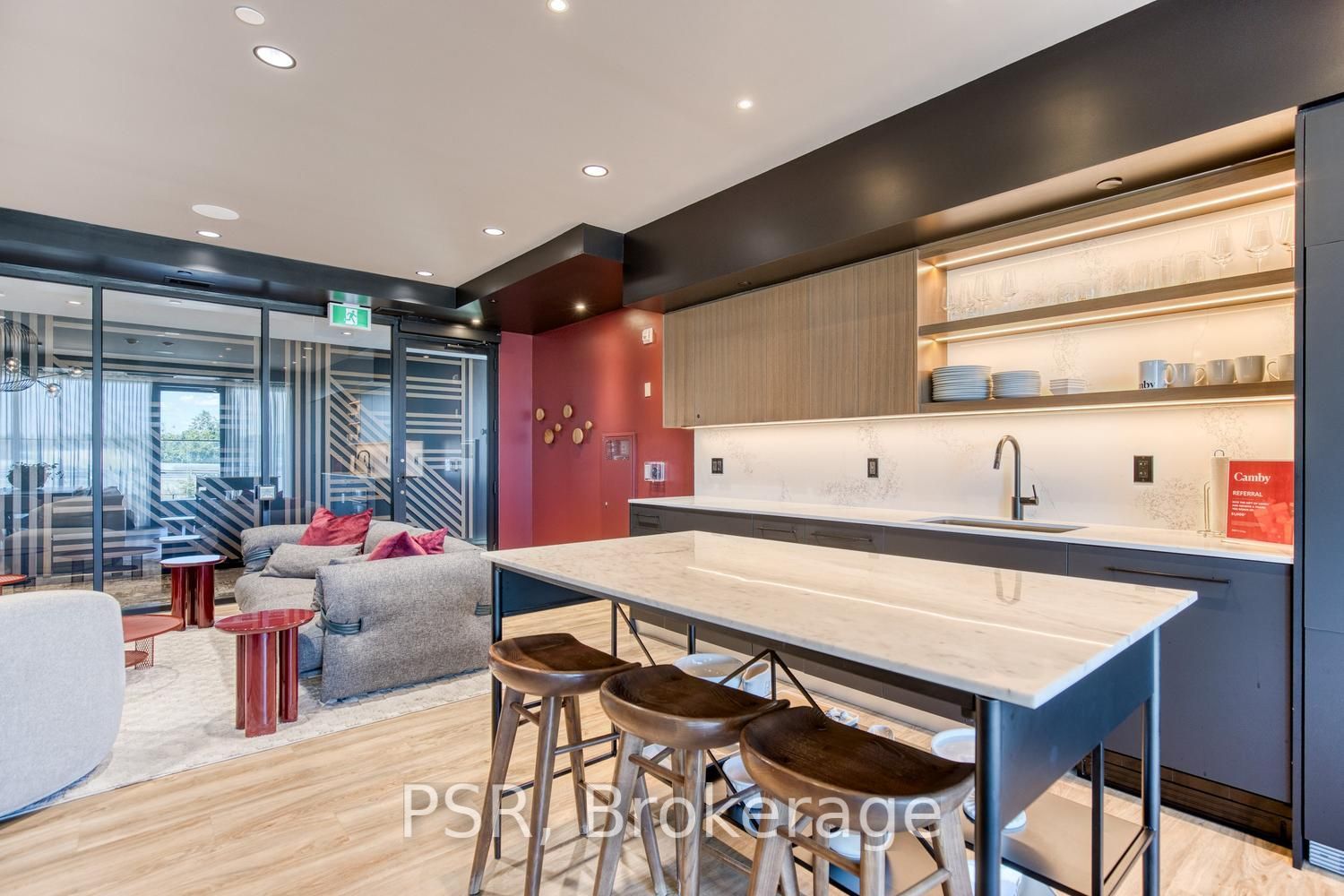 150 Hollywood Court 617 Property Photo 40
