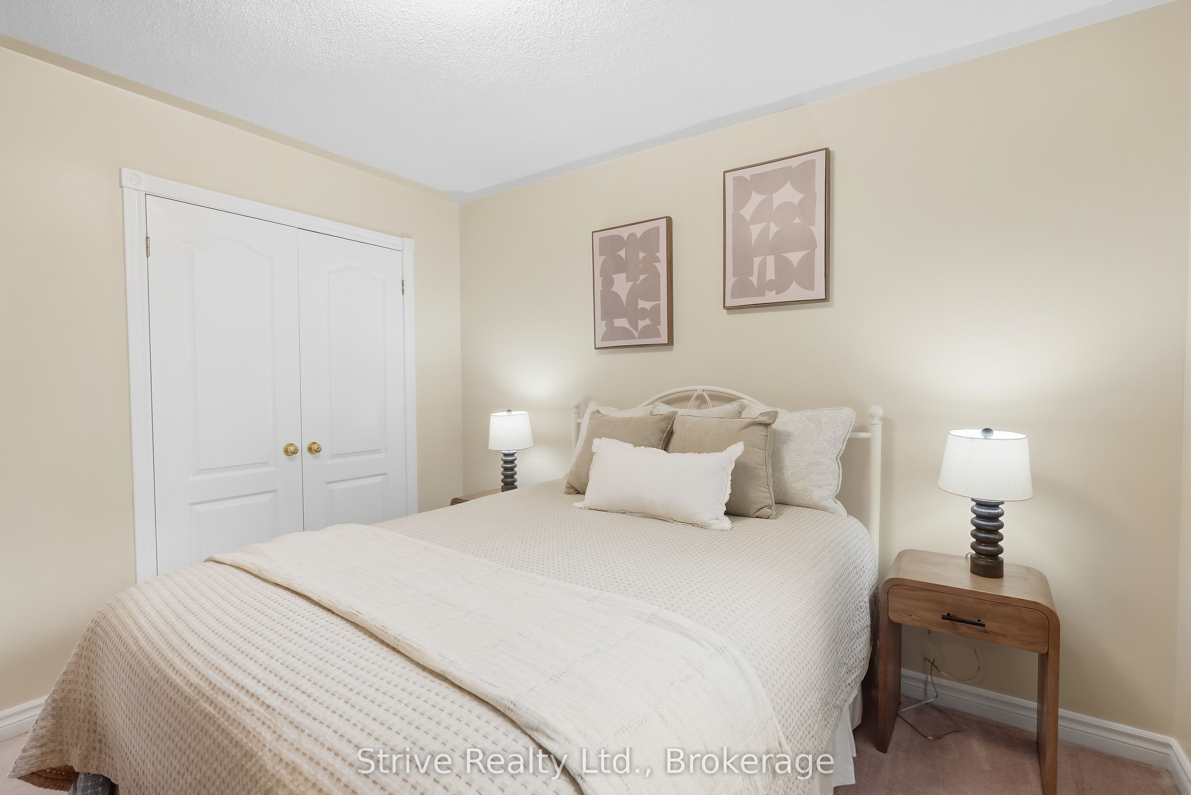 132 East House Crescent Property Photo 22