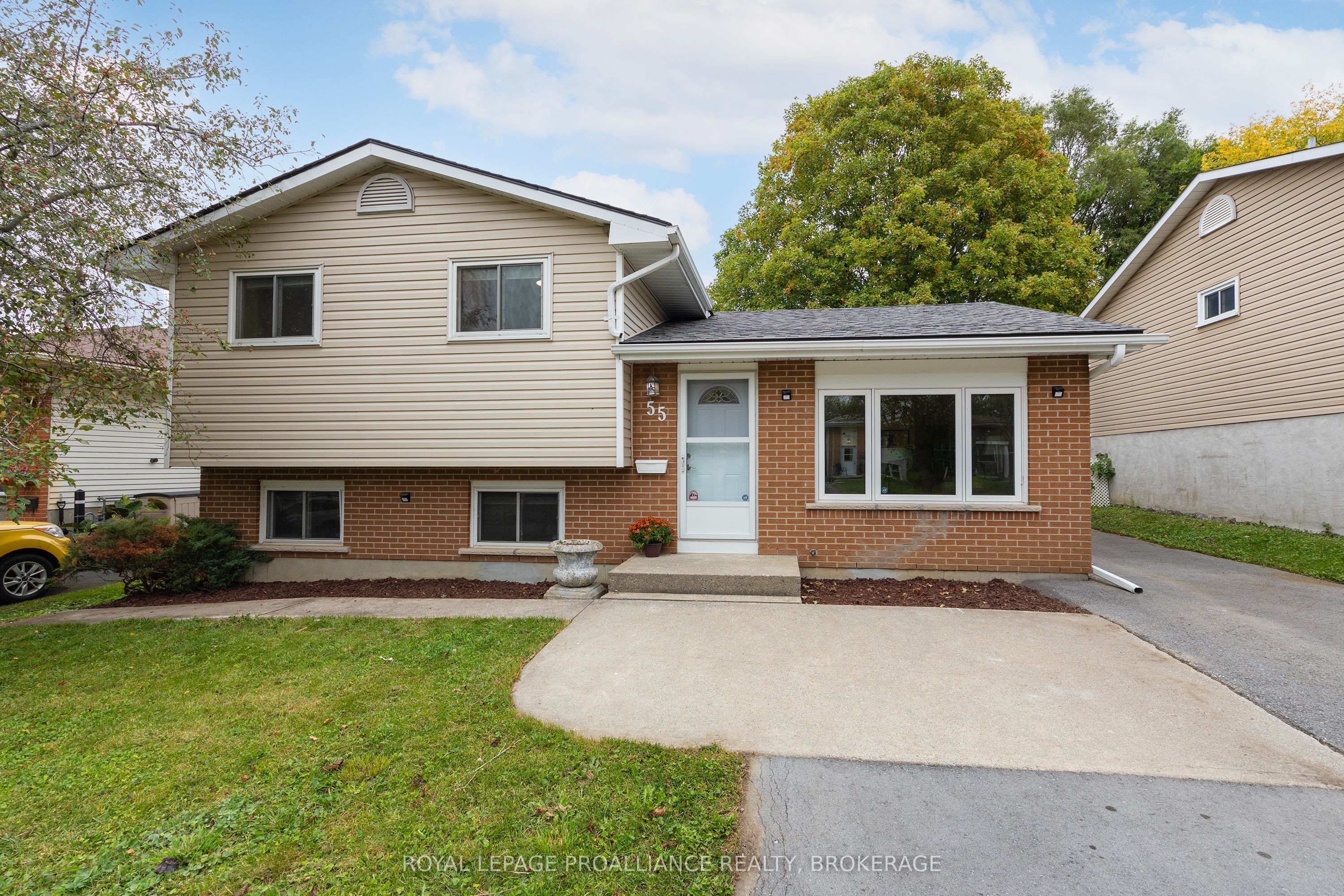 55 Folger Street Property Photo 4