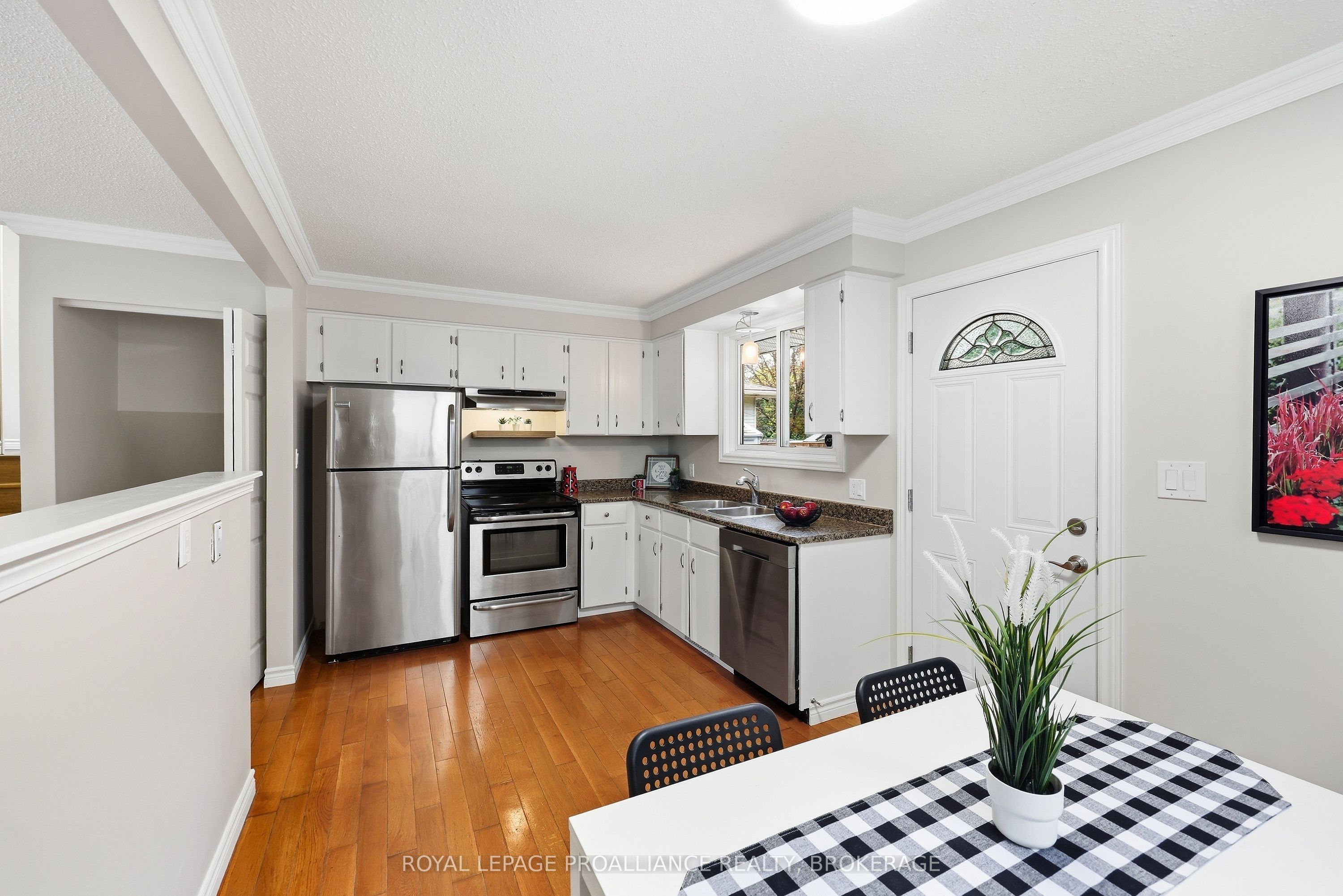 55 Folger Street Property Photo 23