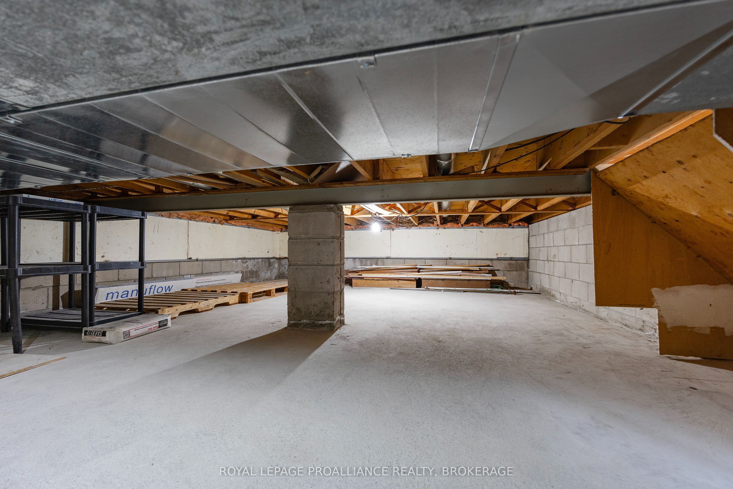 55 Folger Street Property Photo 43