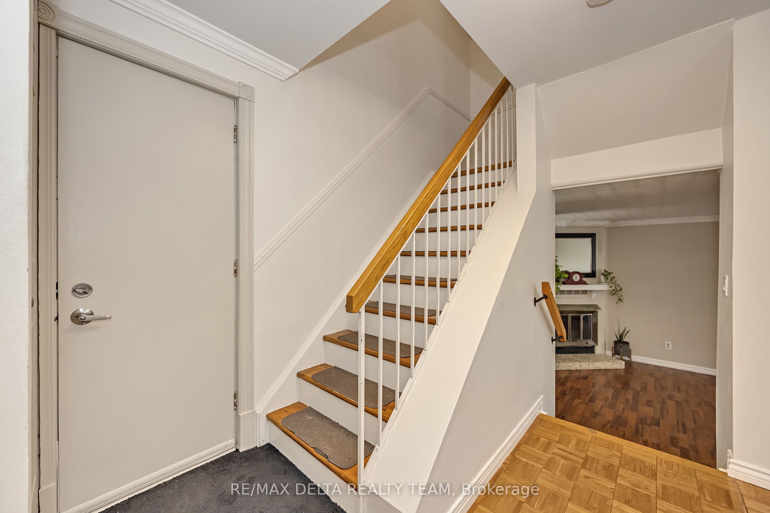 435 Duvernay Drive Property Photo 17