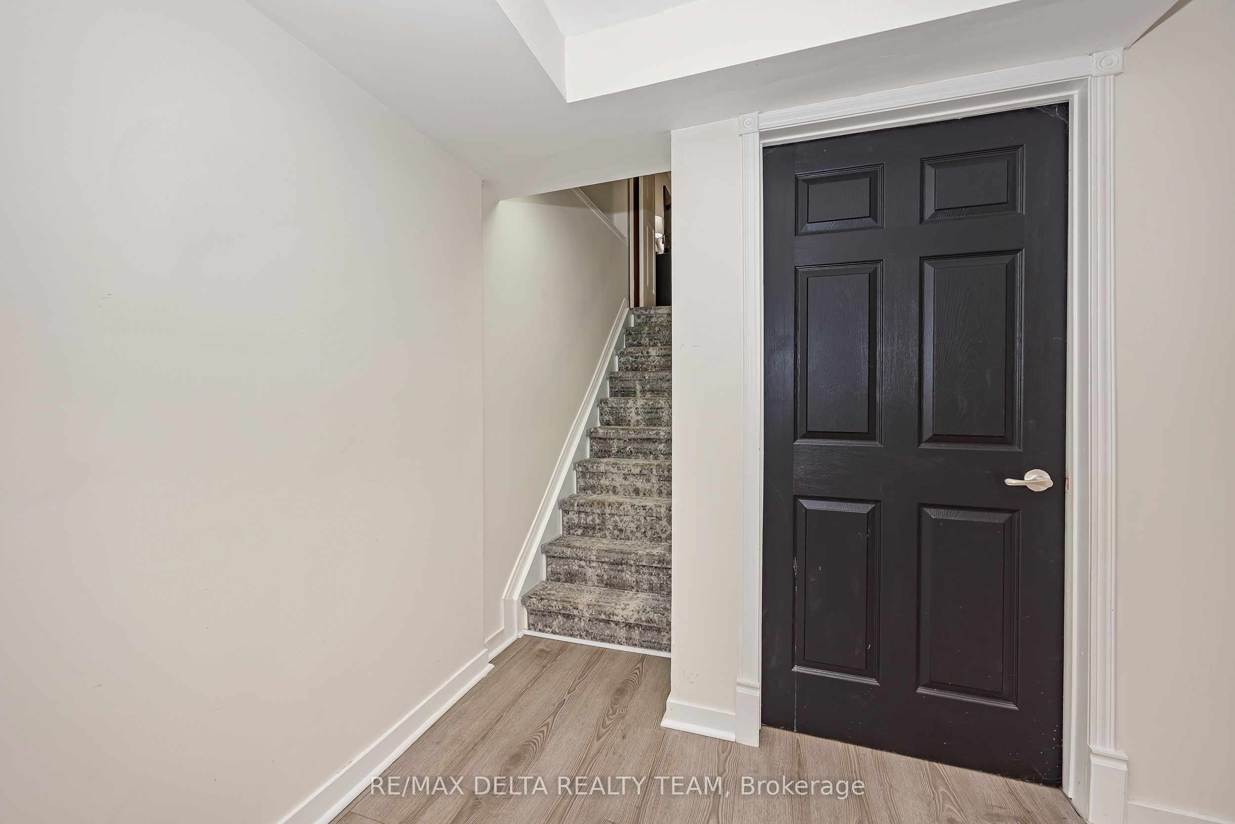 435 Duvernay Drive Property Photo 26