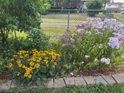 435 Duvernay Drive Property Photo 41