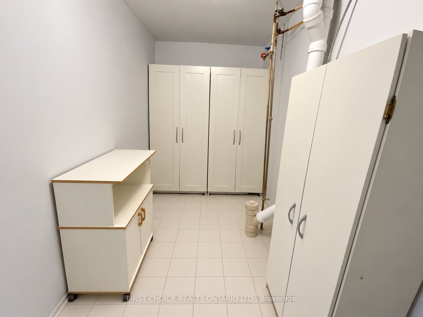 825 Cahill Drive W 186 Property Photo 15