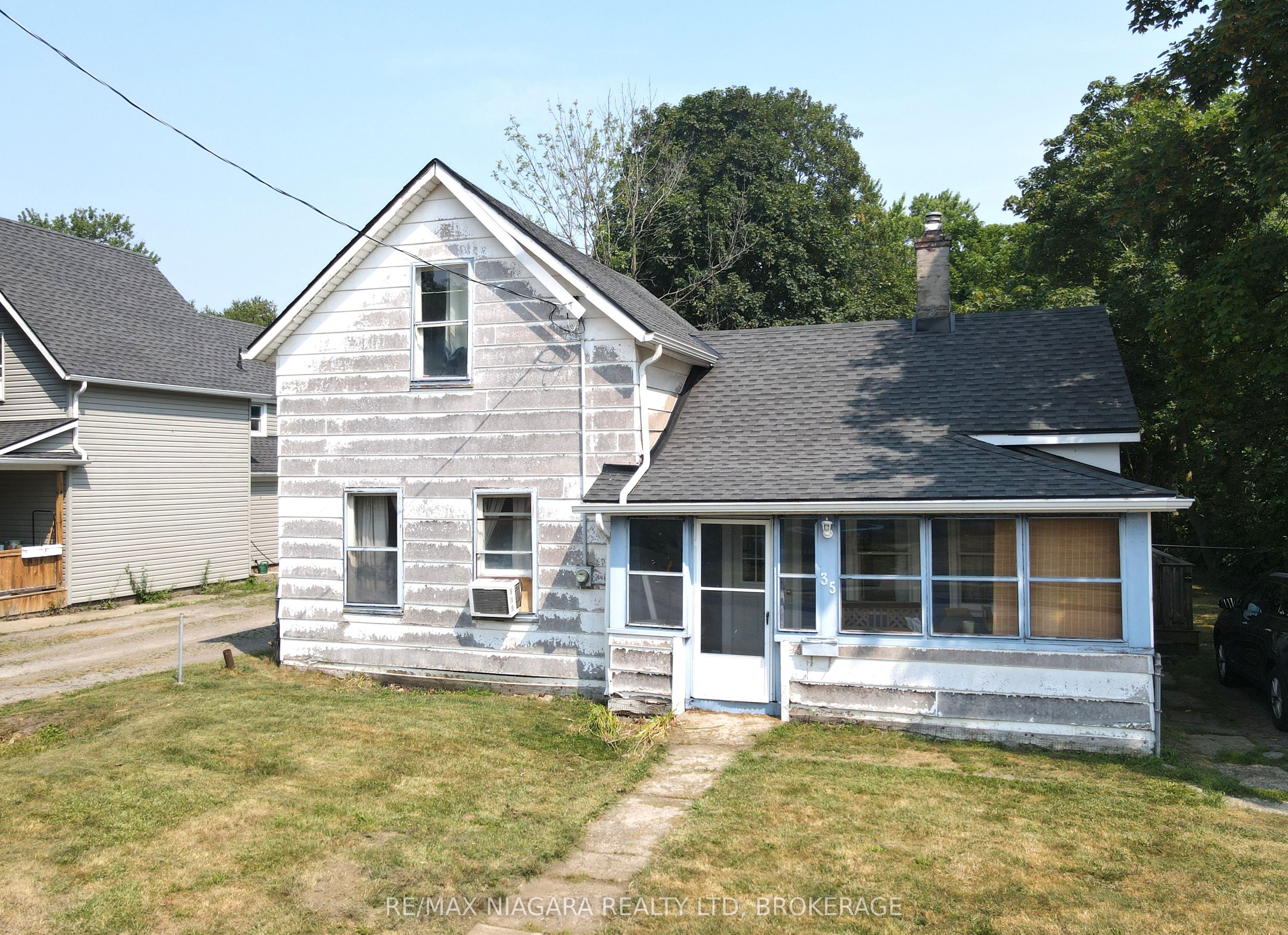 35 Forsythe Street Property Photo 1