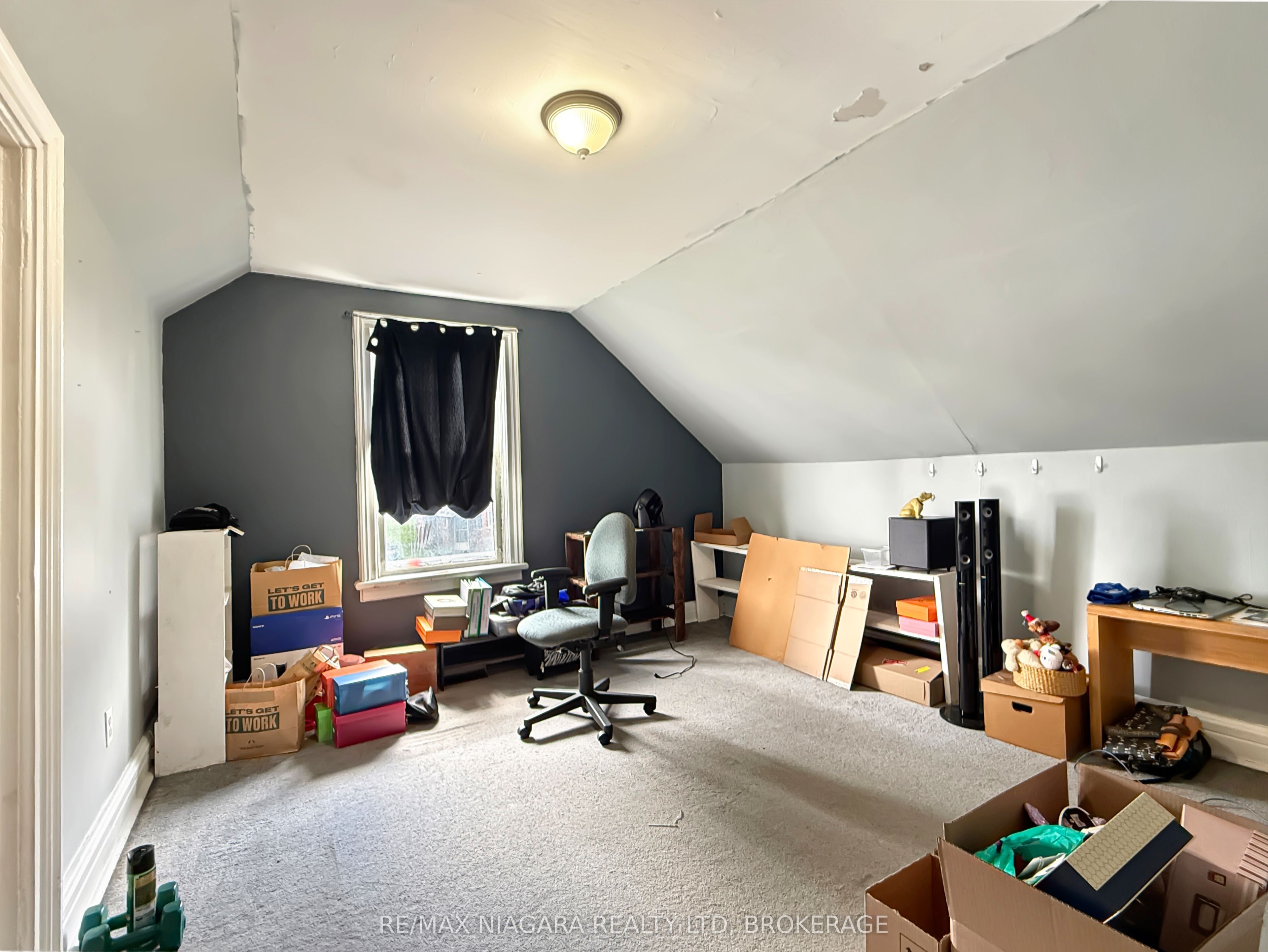 35 Forsythe Street Property Photo 9
