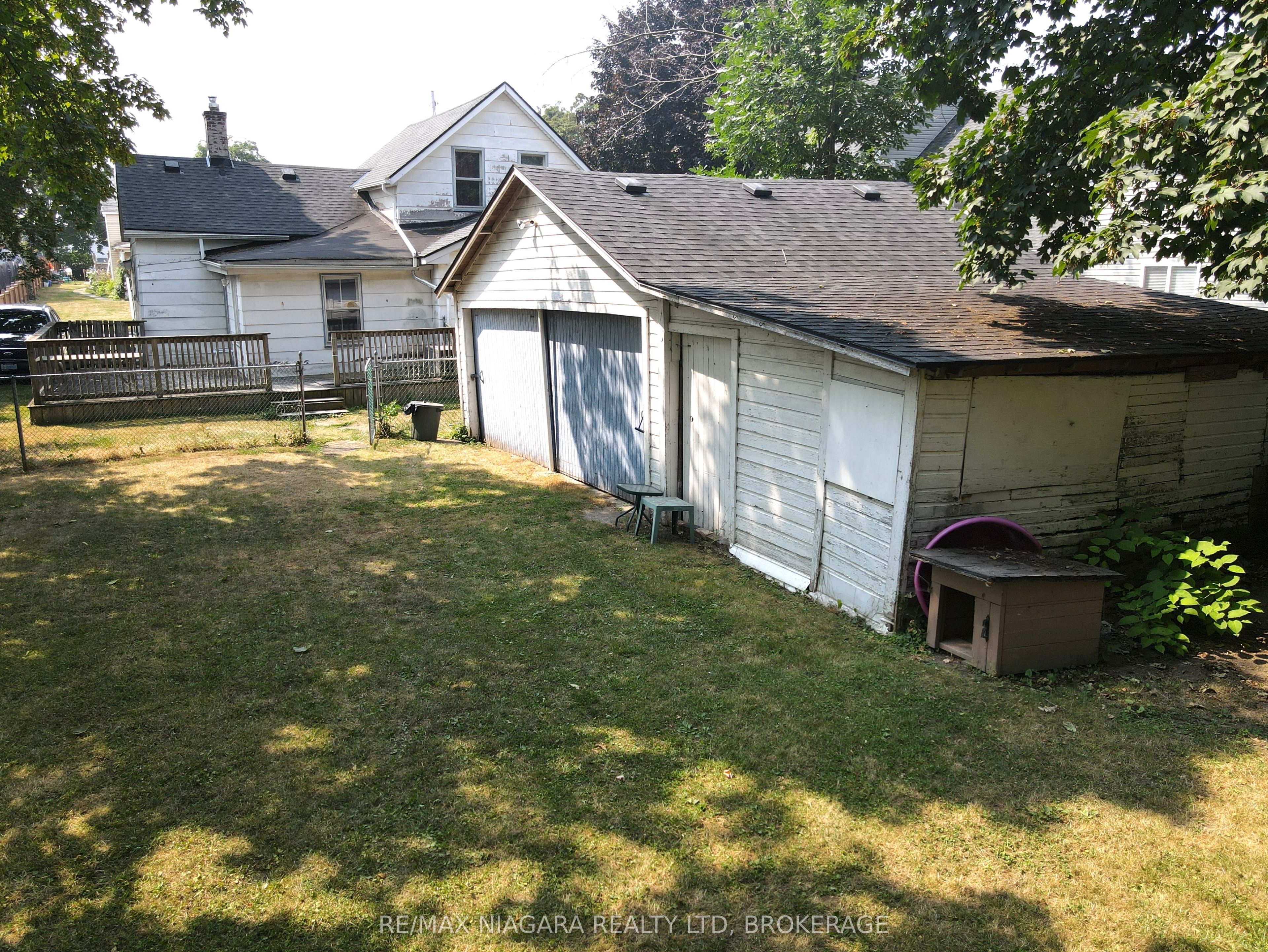 35 Forsythe Street Property Photo 13