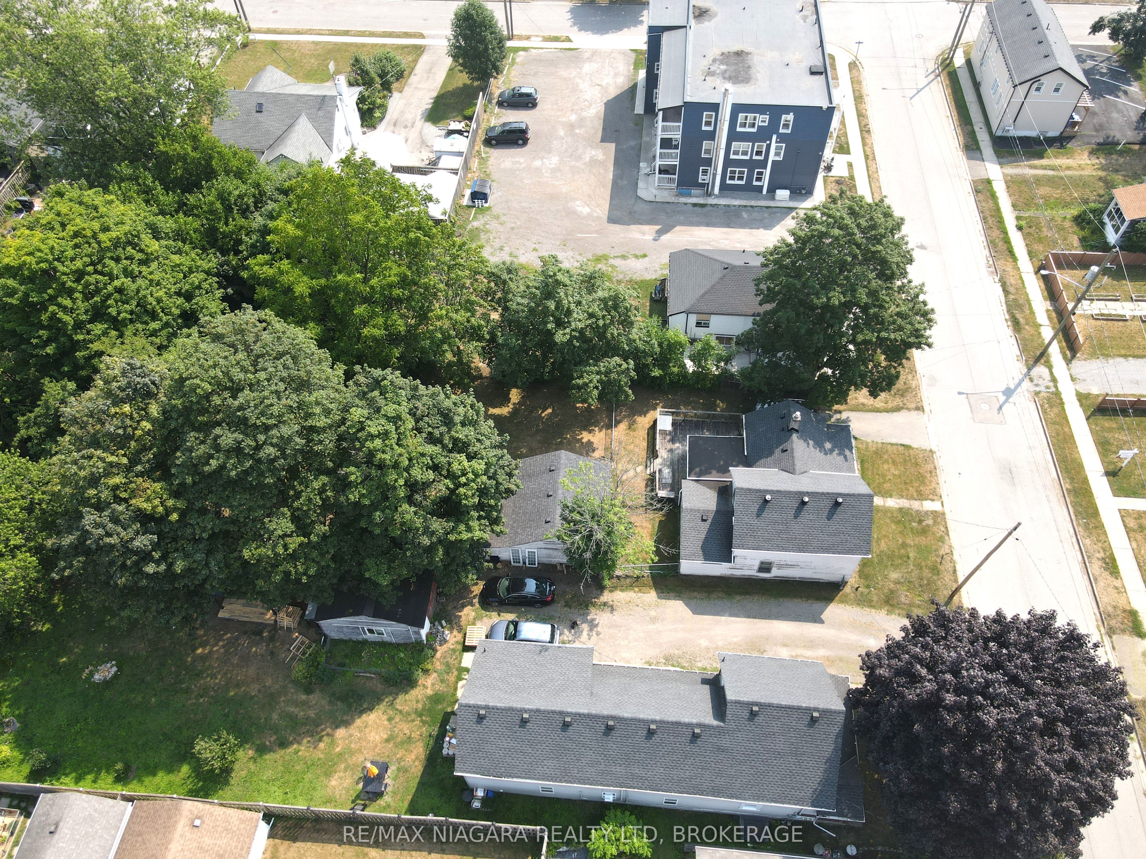 35 Forsythe Street Property Photo 16