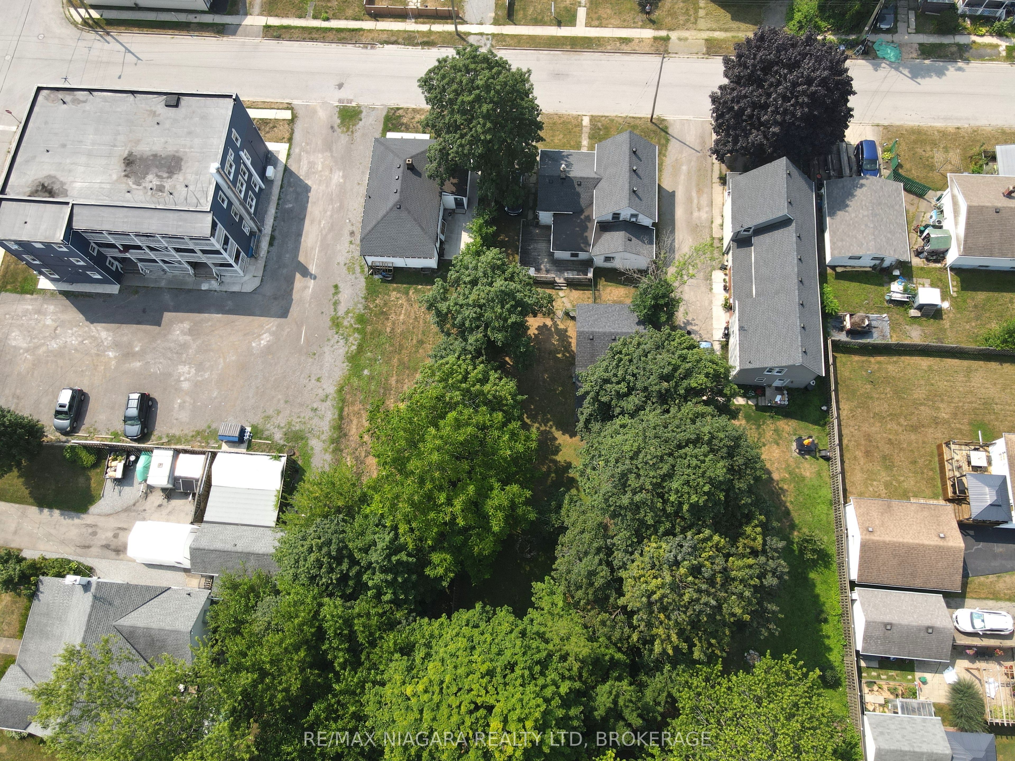 35 Forsythe Street Property Photo 17