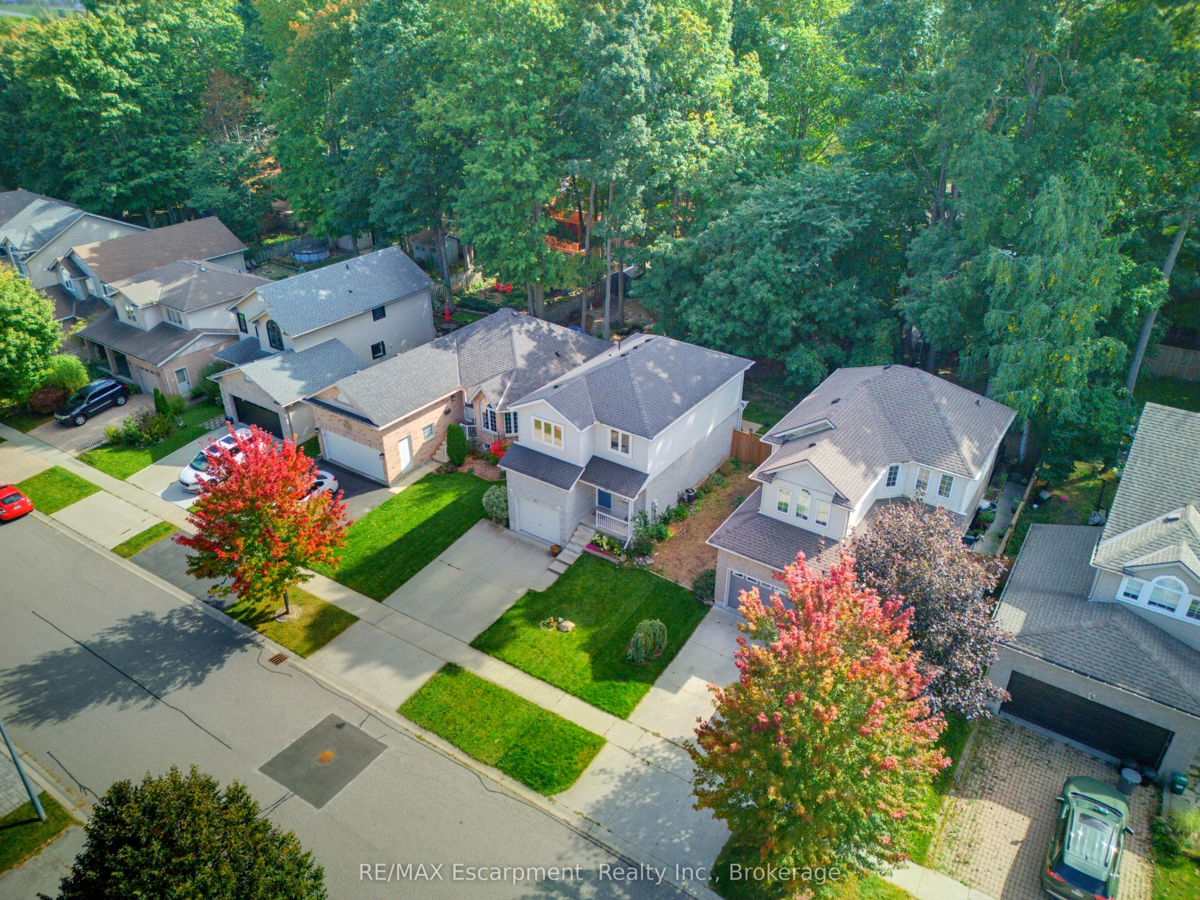 62 Potters Way Property Photo 4
