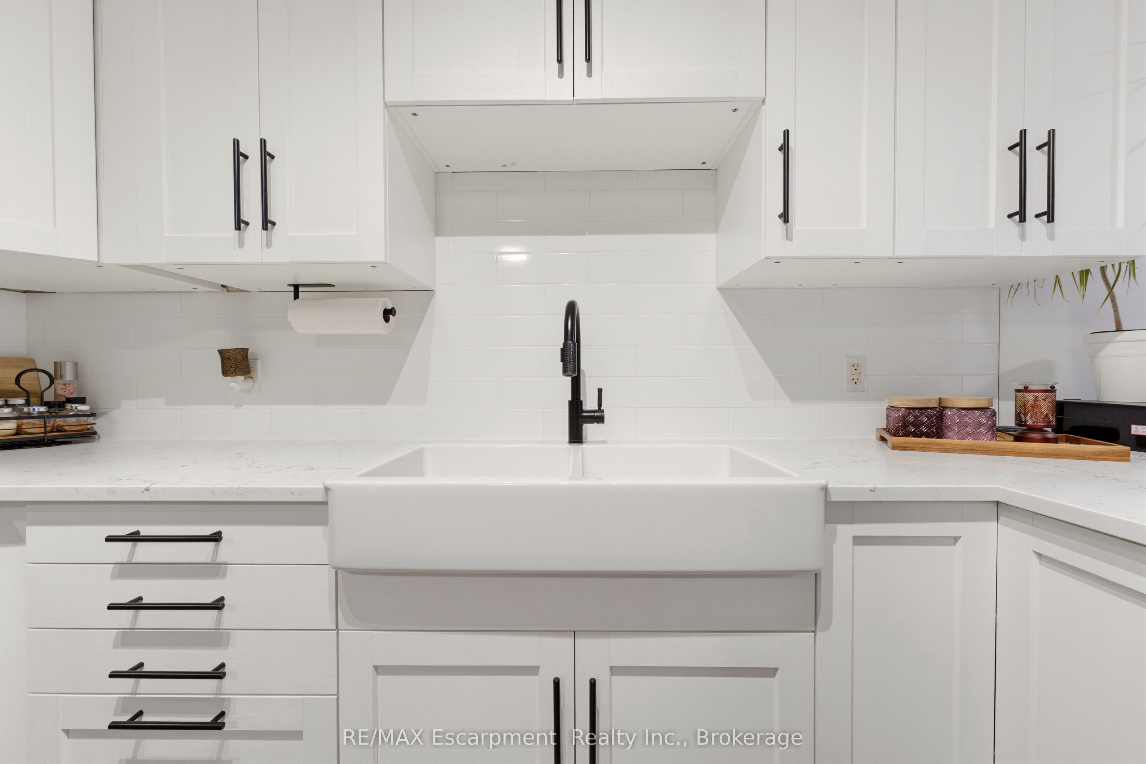 62 Potters Way Property Photo 15