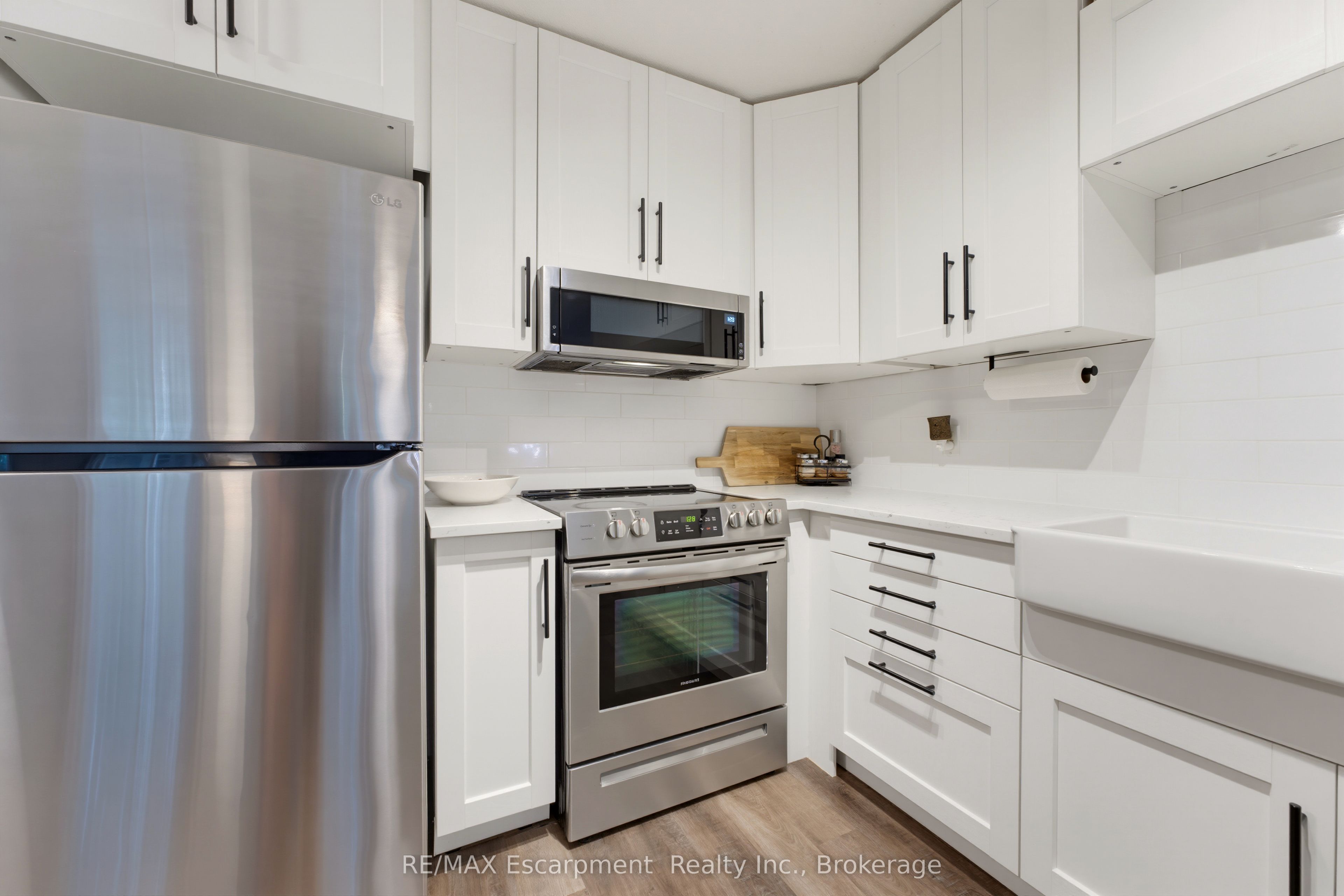 62 Potters Way Property Photo 16